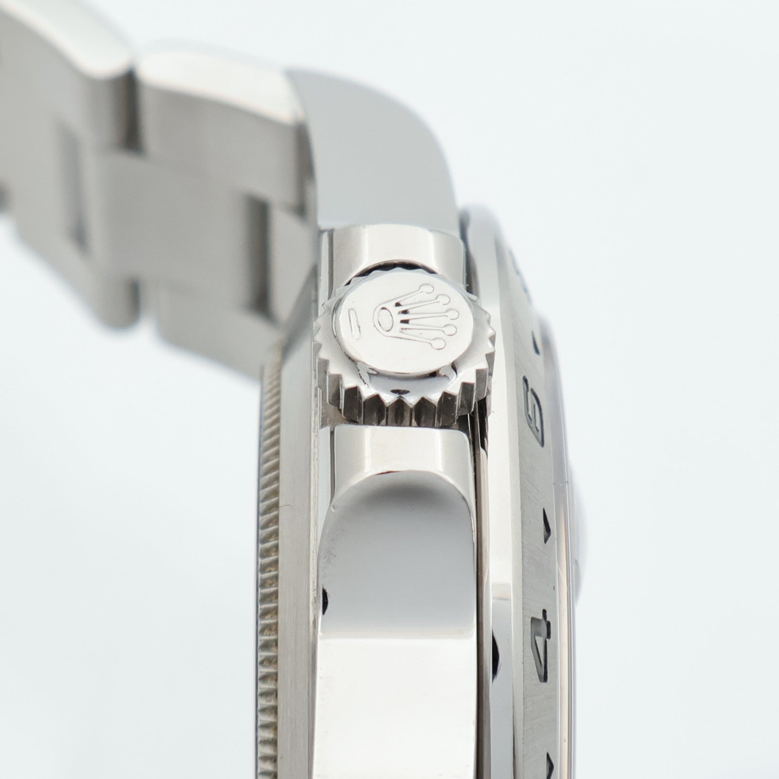 ROLEX Explorer II 216570