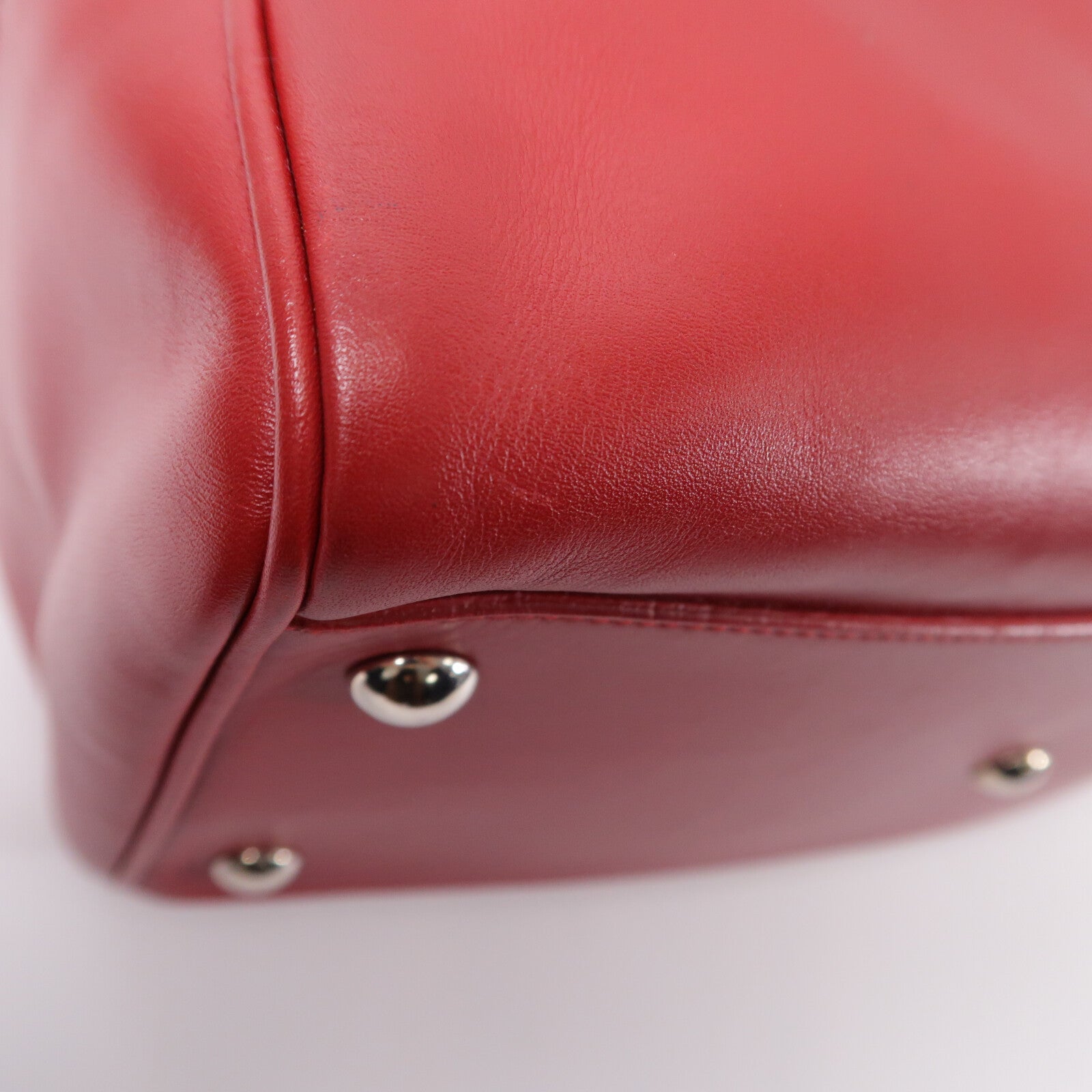 SAINT LAURENT 牛皮皮革Studded Classic Duffle Bag手挽肩背兩用袋