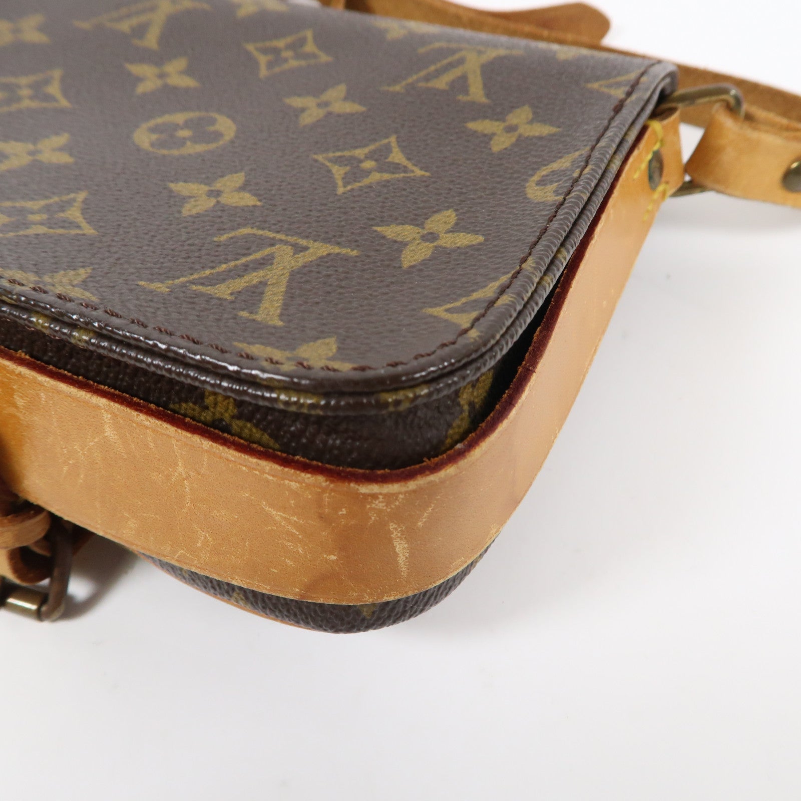 LOUIS VUITTON Monogram Mini Cartouchiere金扣肩背袋啡色