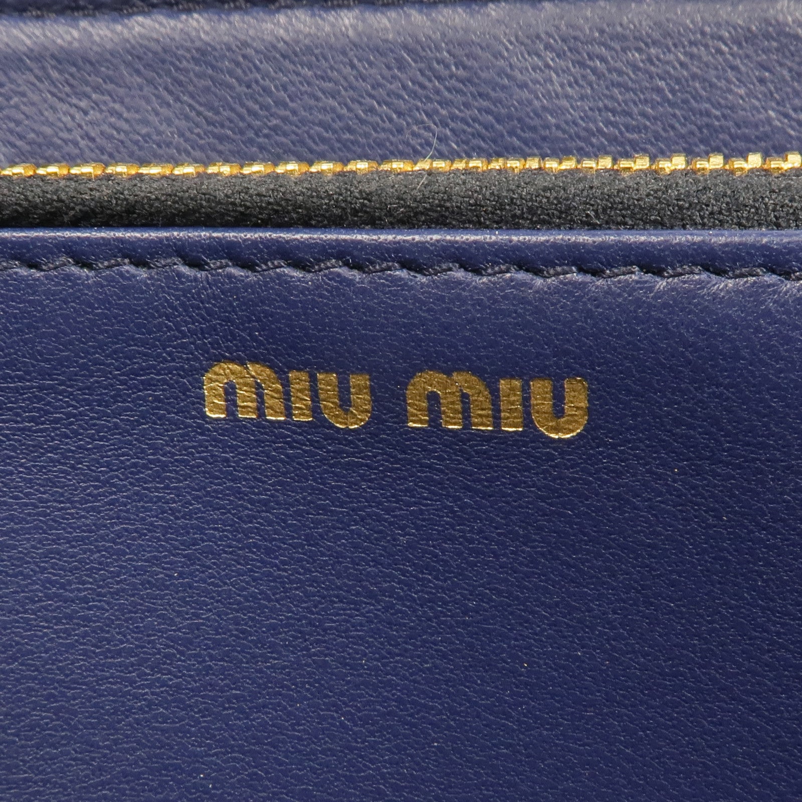 Miu Miu 羊皮皮革Long Wallet金扣長錢包
