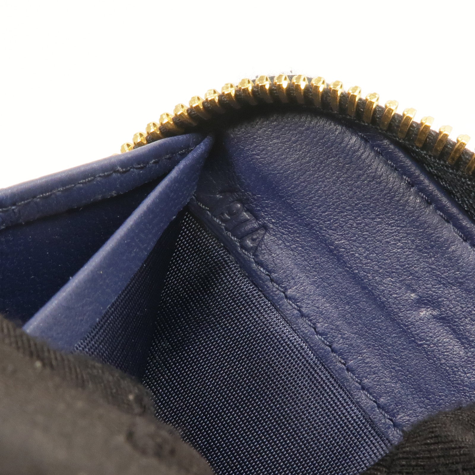 Miu Miu 羊皮皮革Long Wallet金扣長錢包