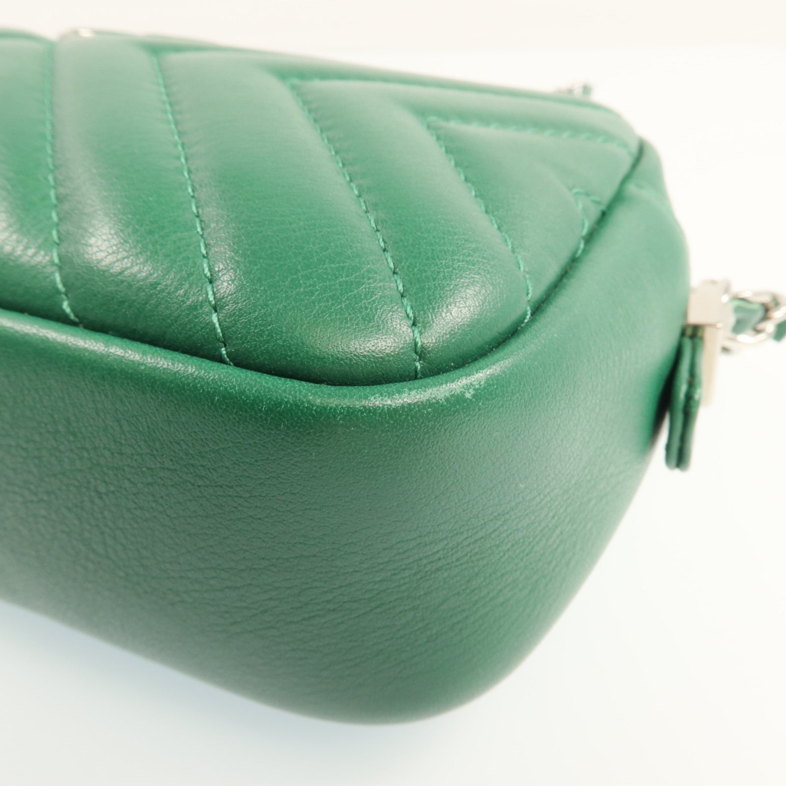 CHANEL 羊皮皮革Camera Bag銀扣鏈帶肩背袋