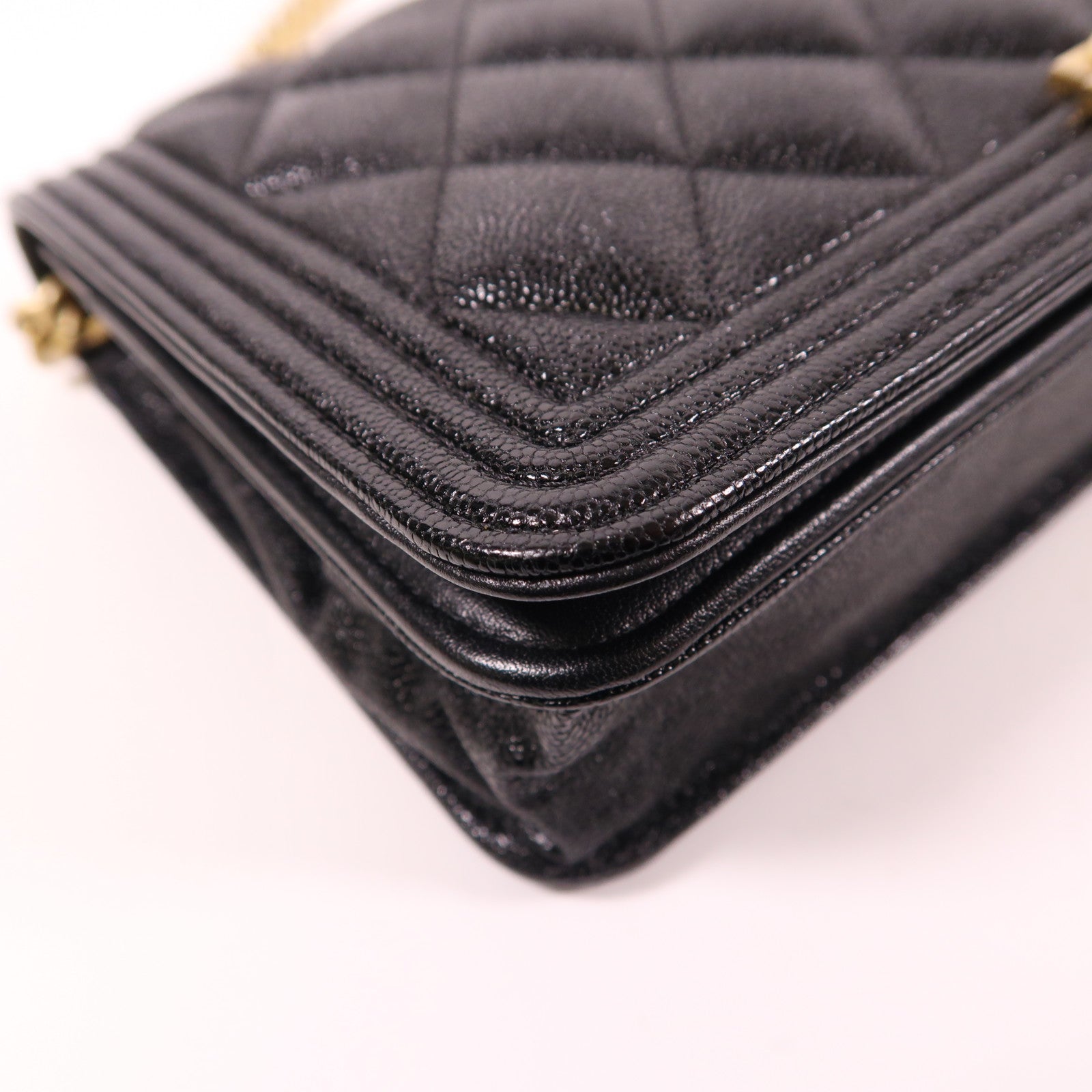 CHANEL 牛皮皮革Boy WOC Wallet On Chain金扣鏈帶肩背袋