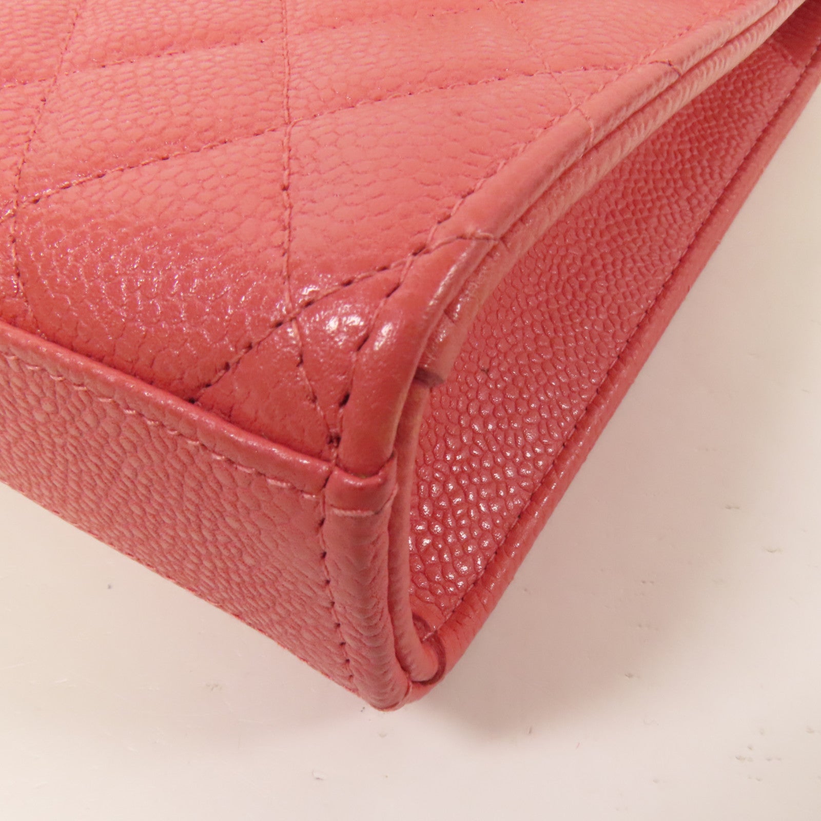 CHANEL 牛皮皮革Phone Bag金扣鏈帶肩背袋