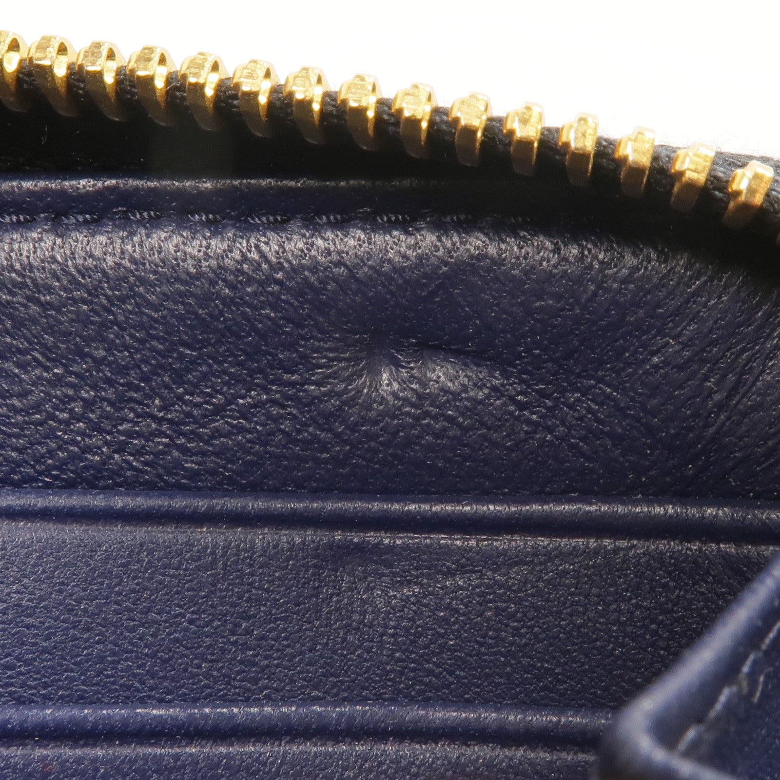 Miu Miu 羊皮皮革Long Wallet金扣長錢包