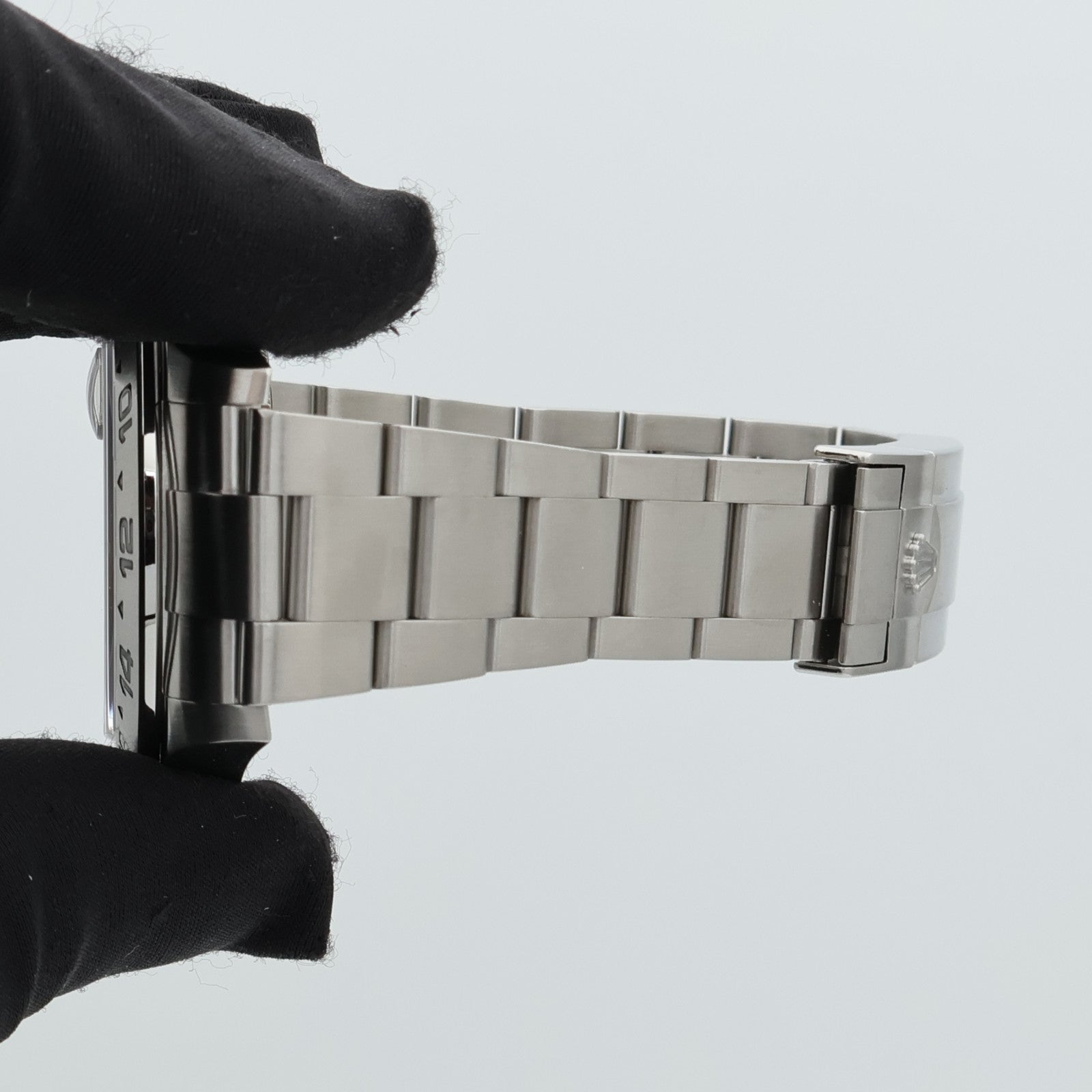 ROLEX Explorer II 216570