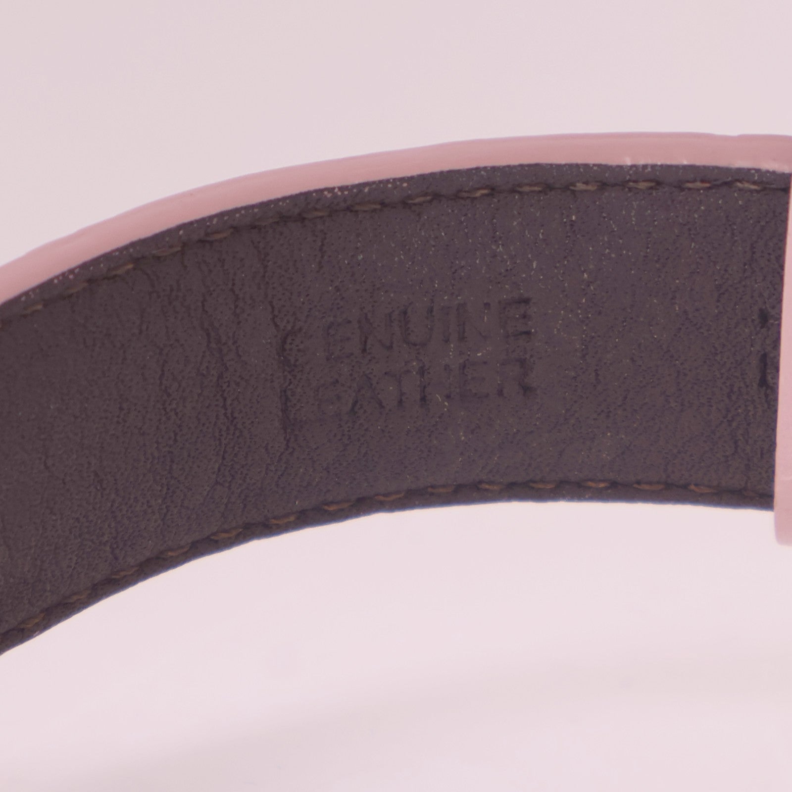 GUCCI G-Timeless不鏽鋼手錶石英機芯粉紅色