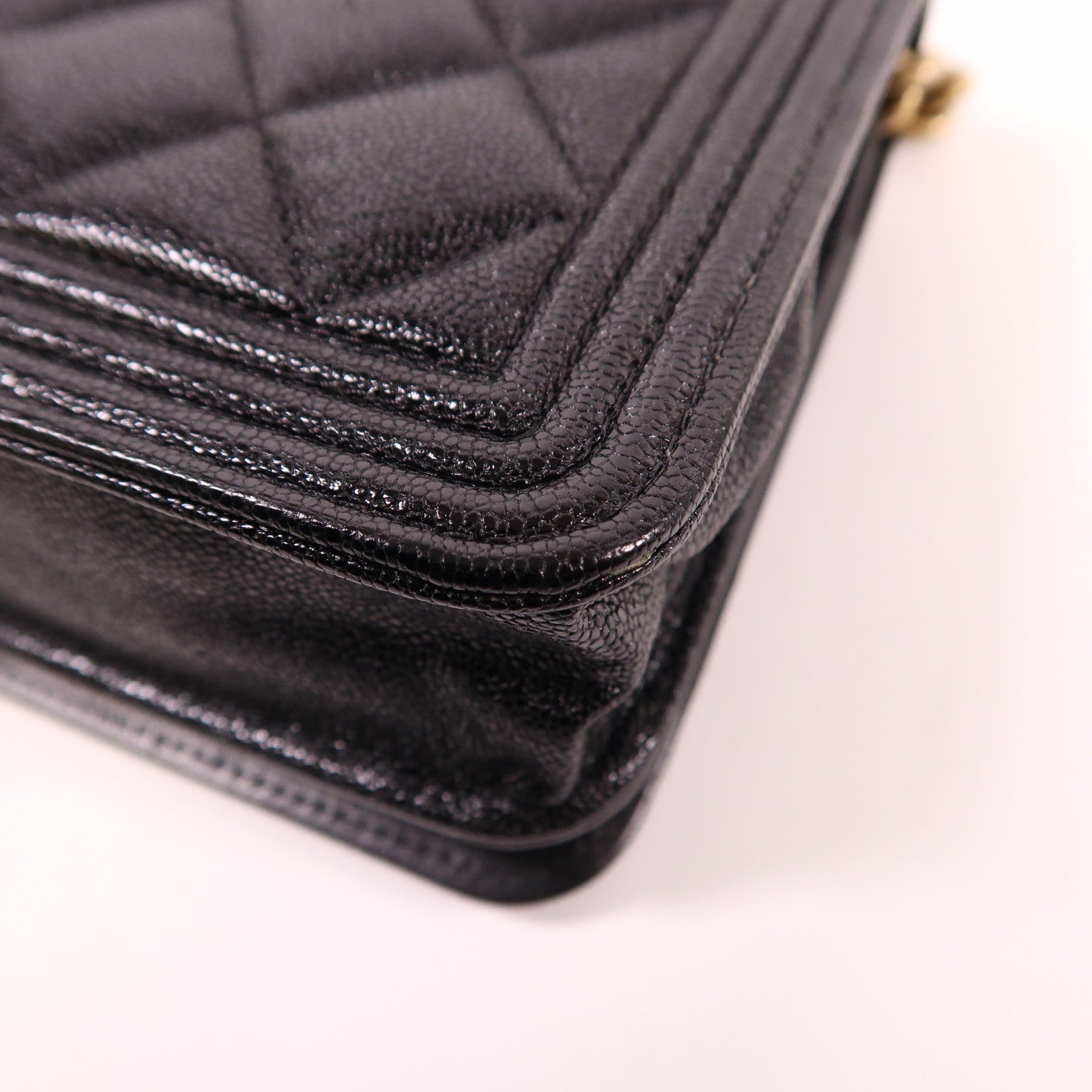 CHANEL 牛皮皮革Boy WOC Wallet On Chain金扣鏈帶肩背袋