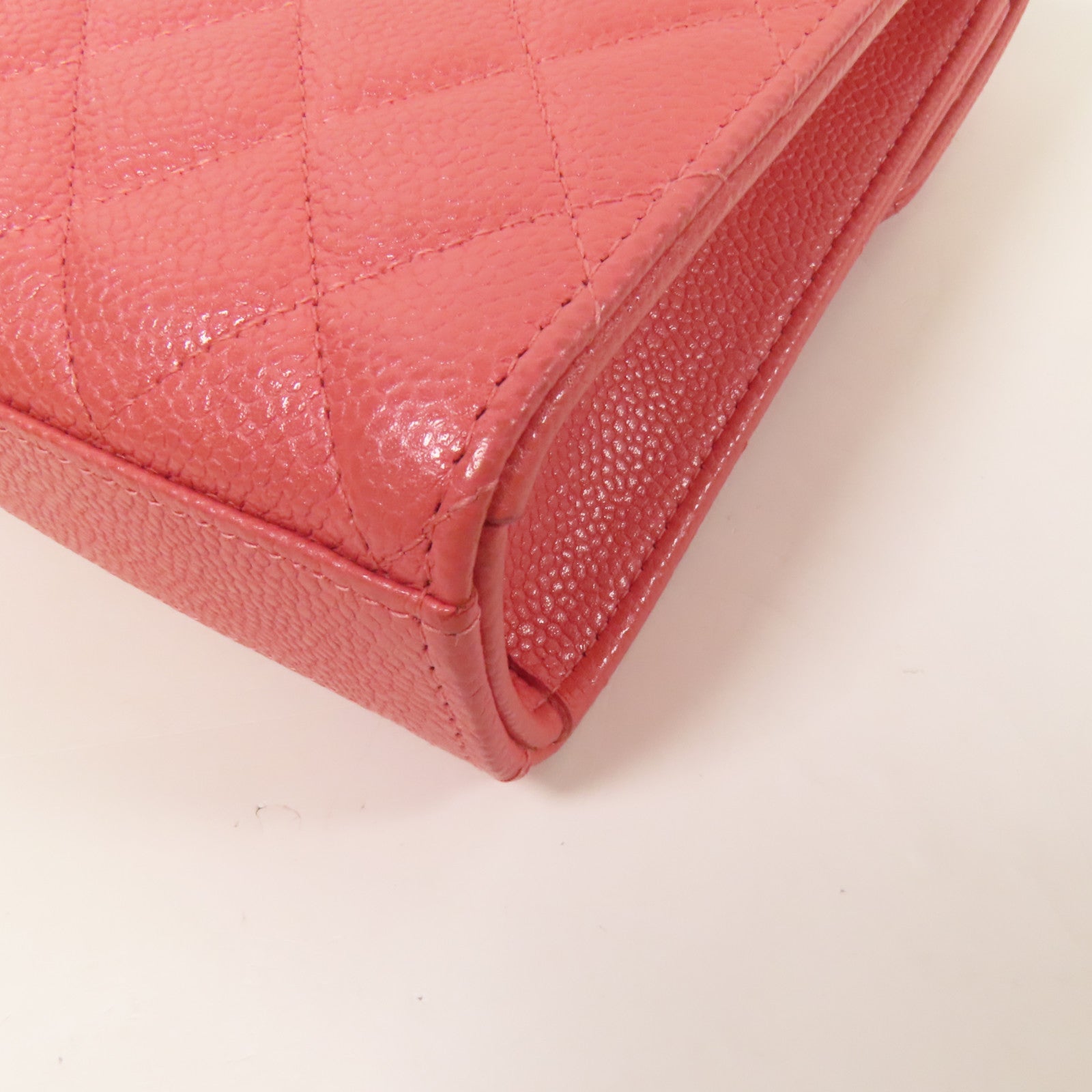 CHANEL 牛皮皮革Phone Bag金扣鏈帶肩背袋