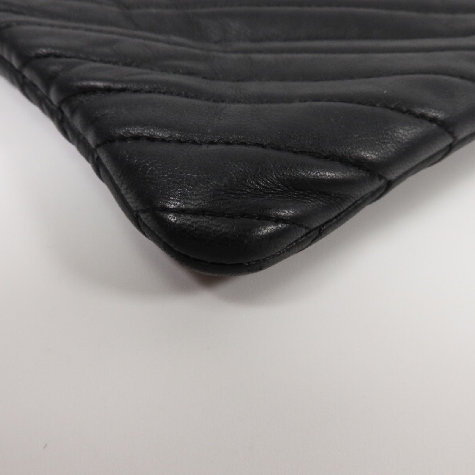 CHANEL 羊皮皮革Pouch手拿包