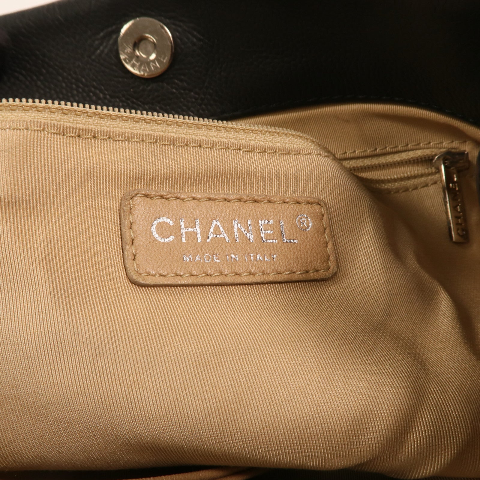 CHANEL 牛皮皮革Timeless銀扣鏈帶肩背袋