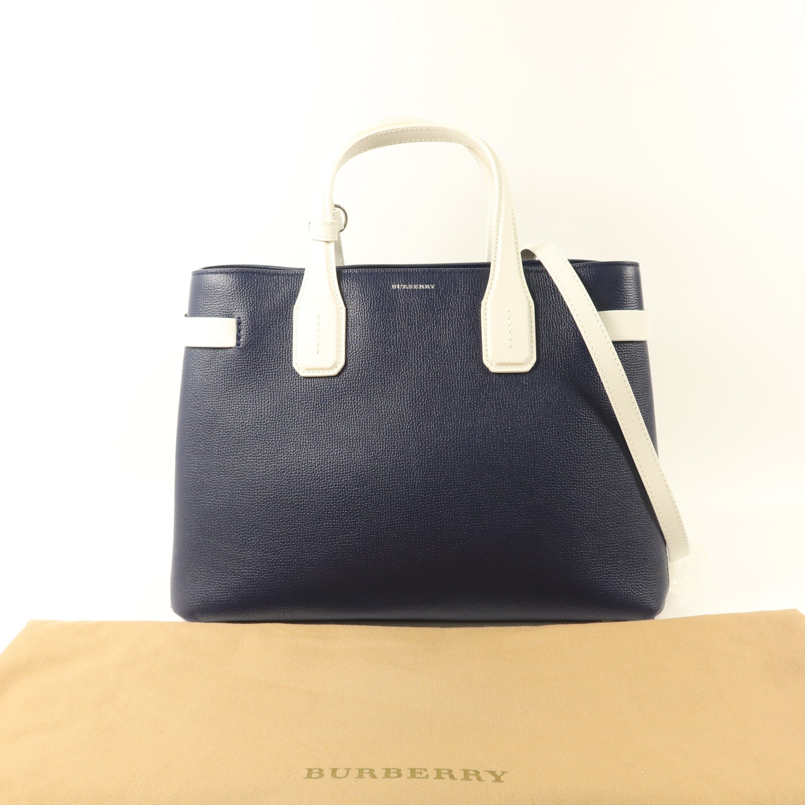 BURBERRY 牛皮皮革Banner Bag銀扣手挽肩背兩用袋