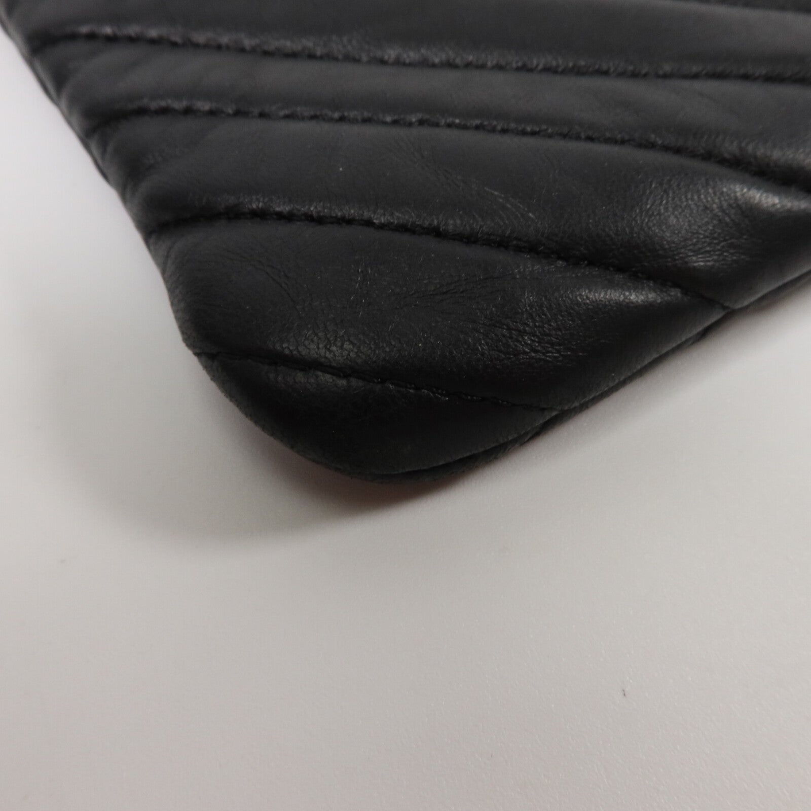 CHANEL 羊皮皮革Pouch手拿包