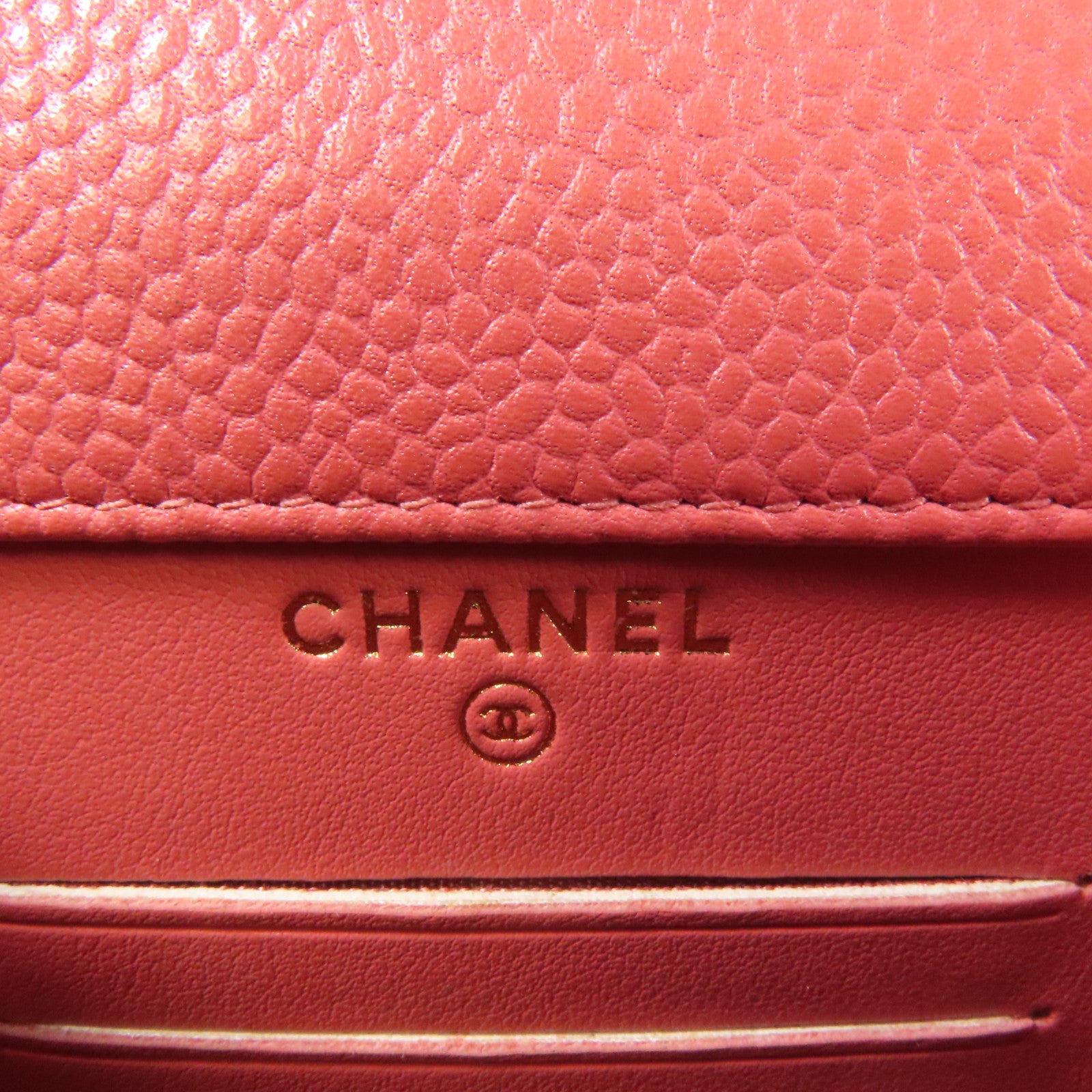 CHANEL 牛皮皮革Phone Bag金扣鏈帶肩背袋