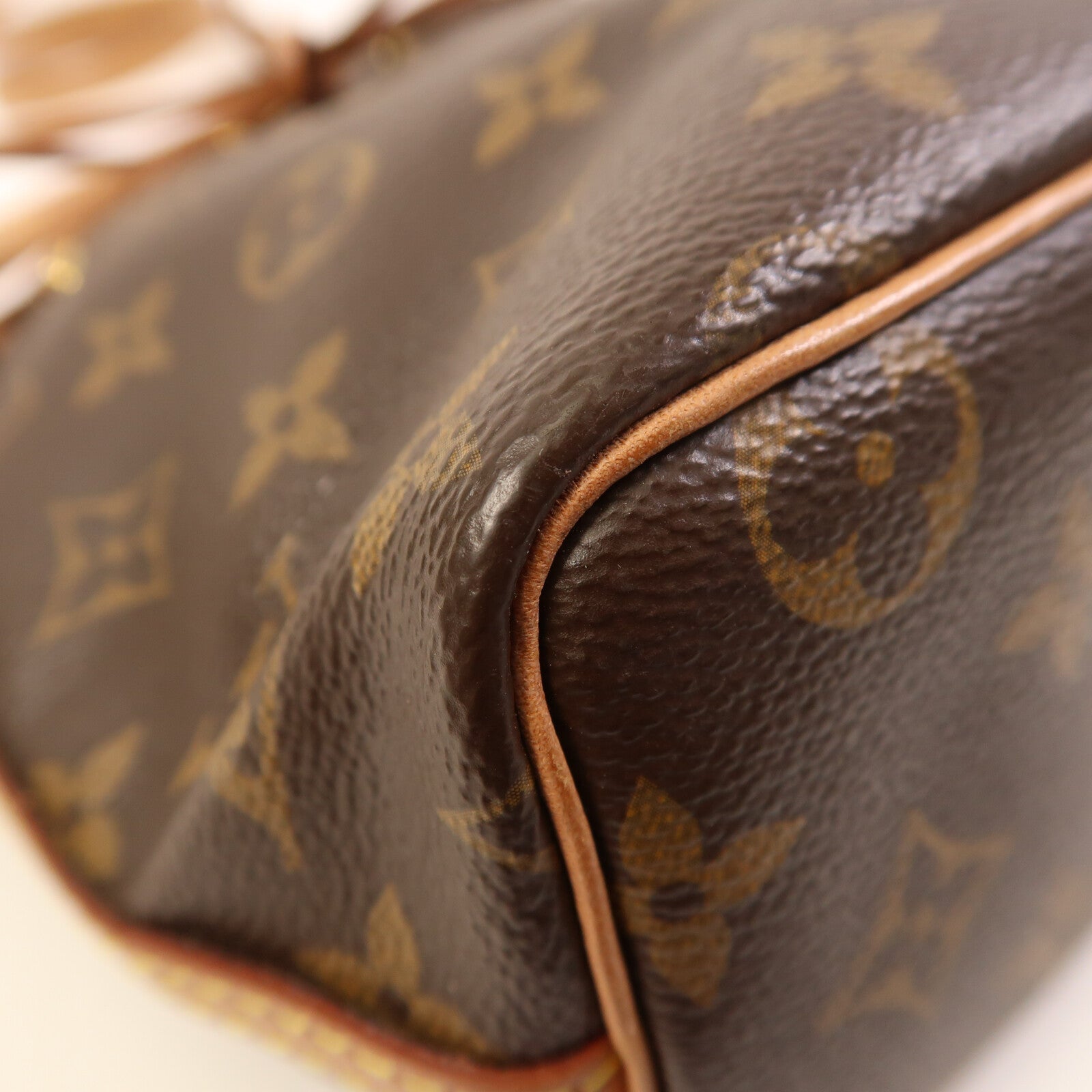 LOUIS VUITTON Monogram Nano Noe金扣肩背袋
