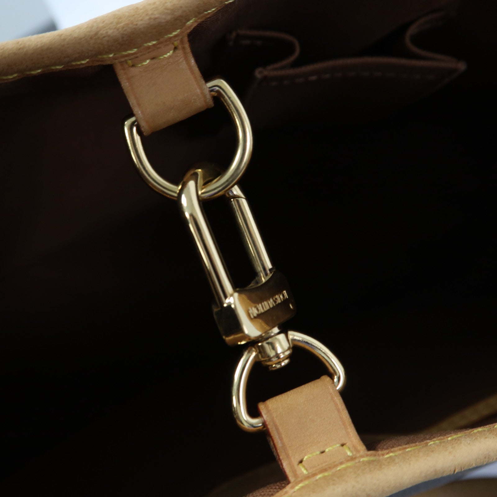 LOUIS VUITTON Monogram Batignolles Vertical金扣肩背袋啡色