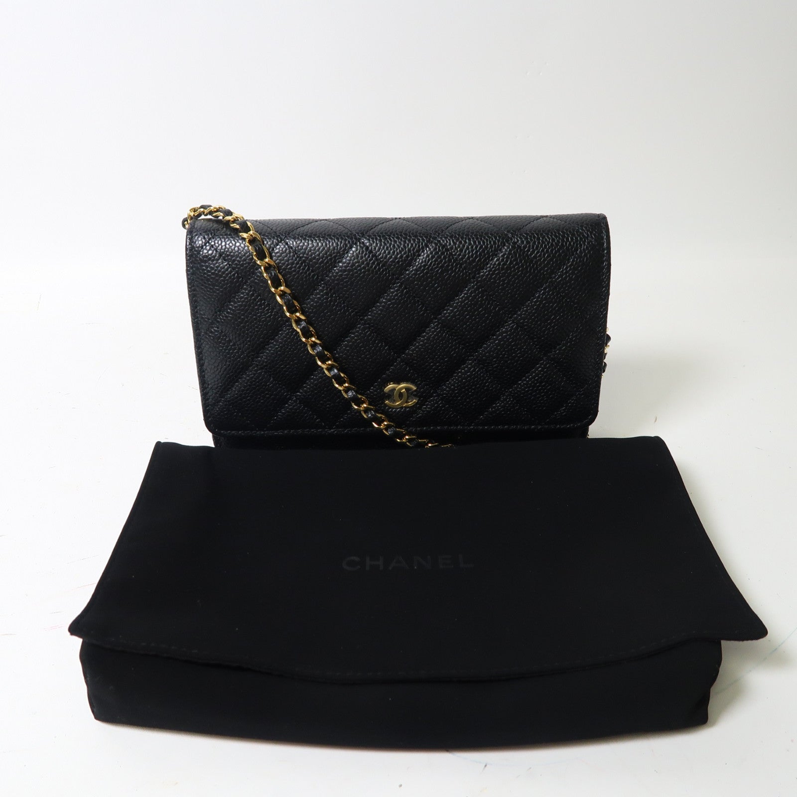 CHANEL 菱格Caviar皮革Wallet On Chain金扣鏈帶肩背袋黑色