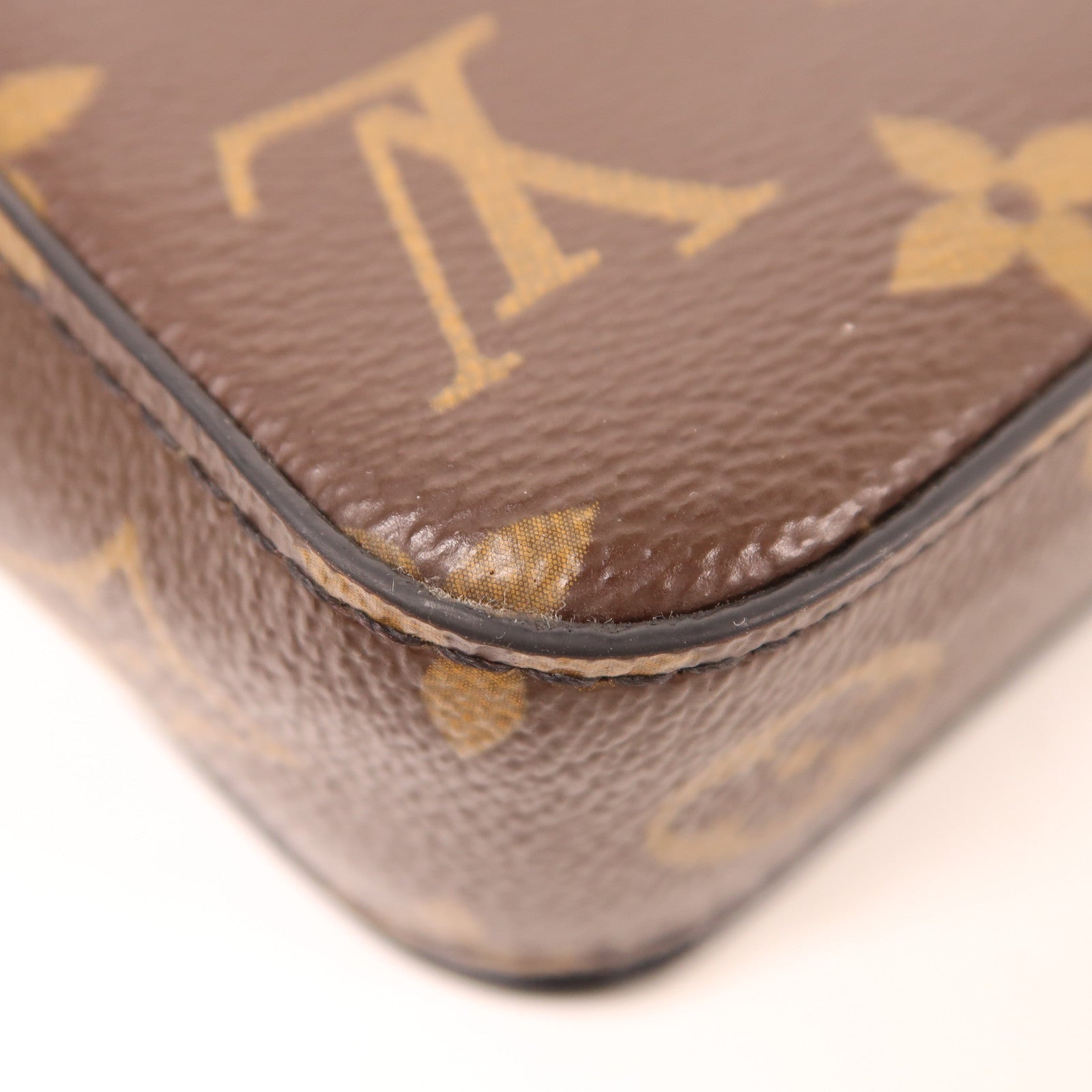 LOUIS VUITTON LV BHW S-Lock Shoulder Bag Monogram M81522 Brown