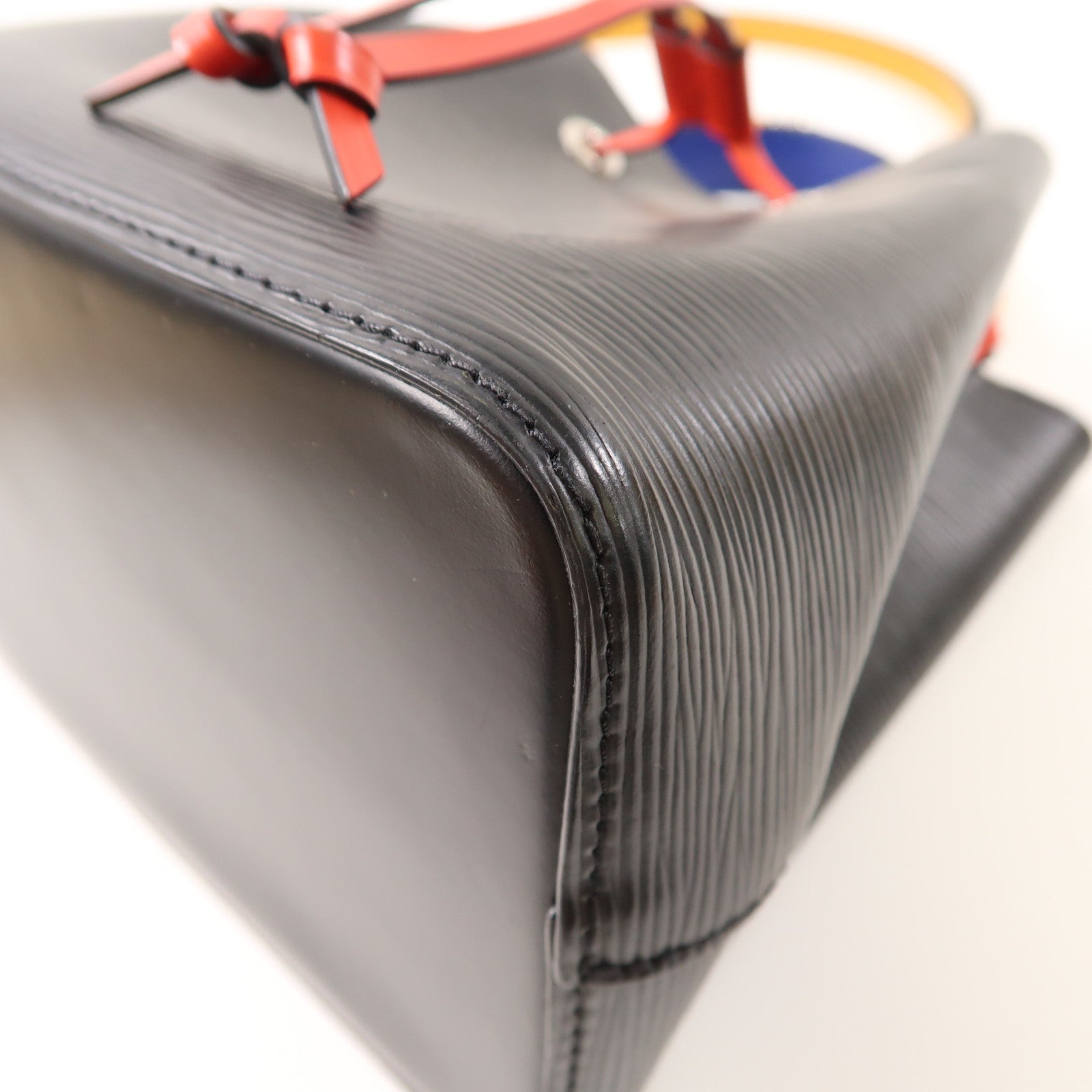 LOUIS VUITTON Epi Neo Noe BB銀扣手挽肩背兩用袋