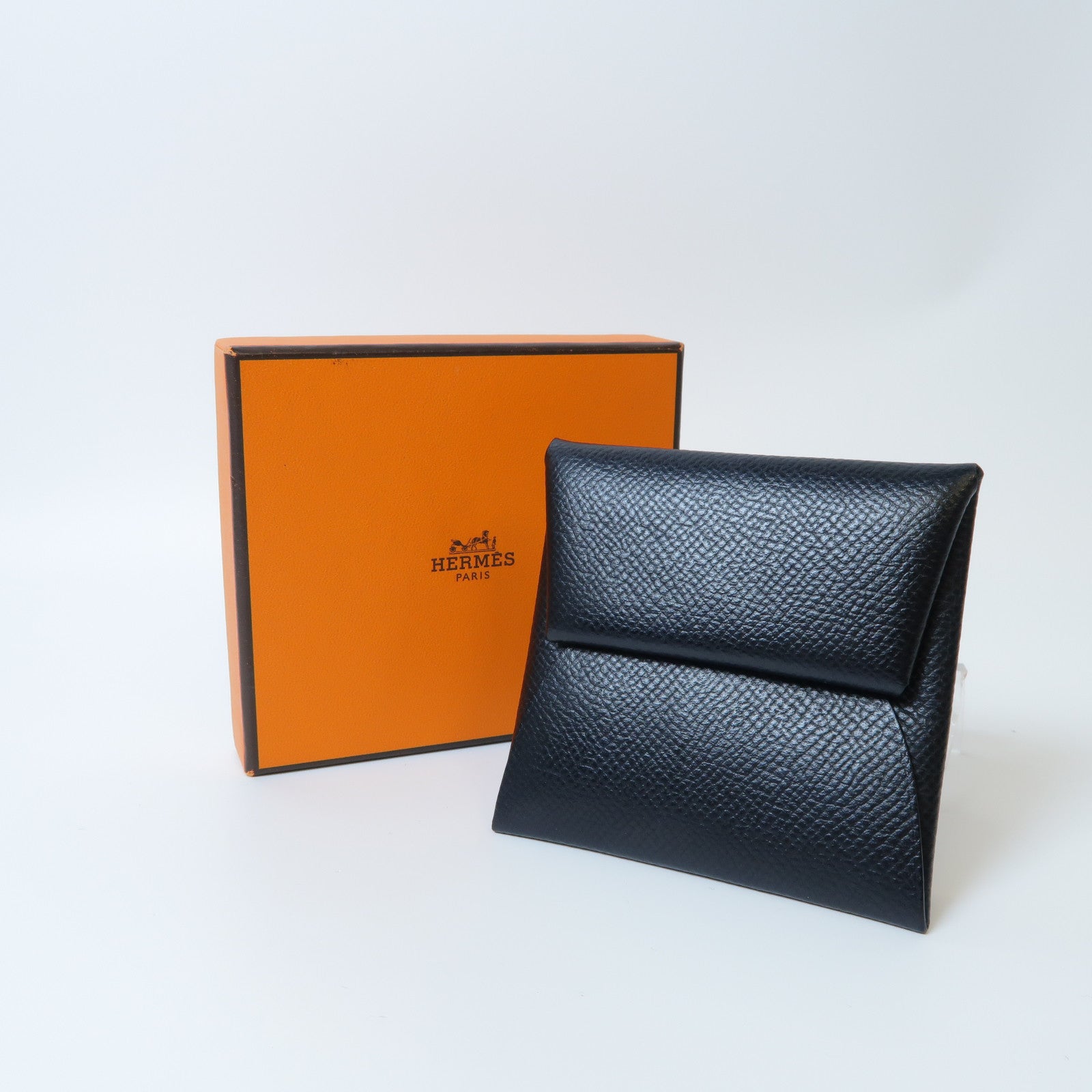 HERMES 皮革Bastia銀扣零錢包黑色
