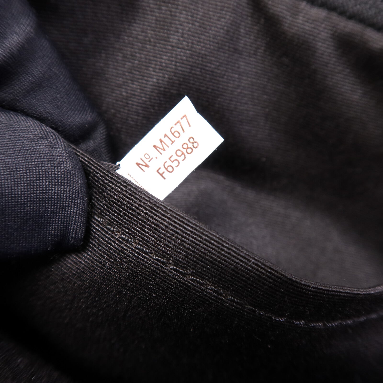 COACH 牛皮皮革Shoulder Bag金扣肩背袋