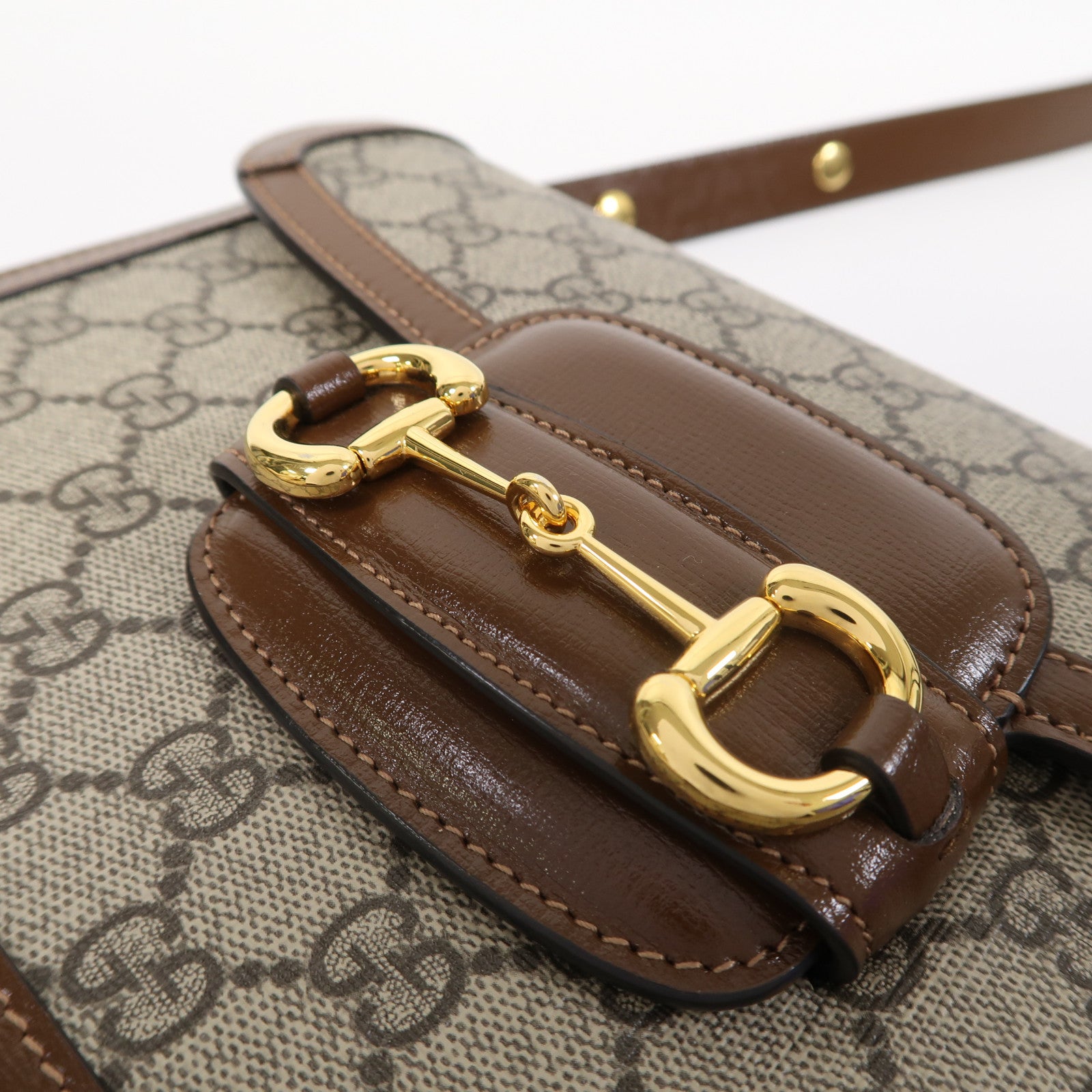 GUCCI 塗層帆布Horsebit 1955金扣肩背袋啡色