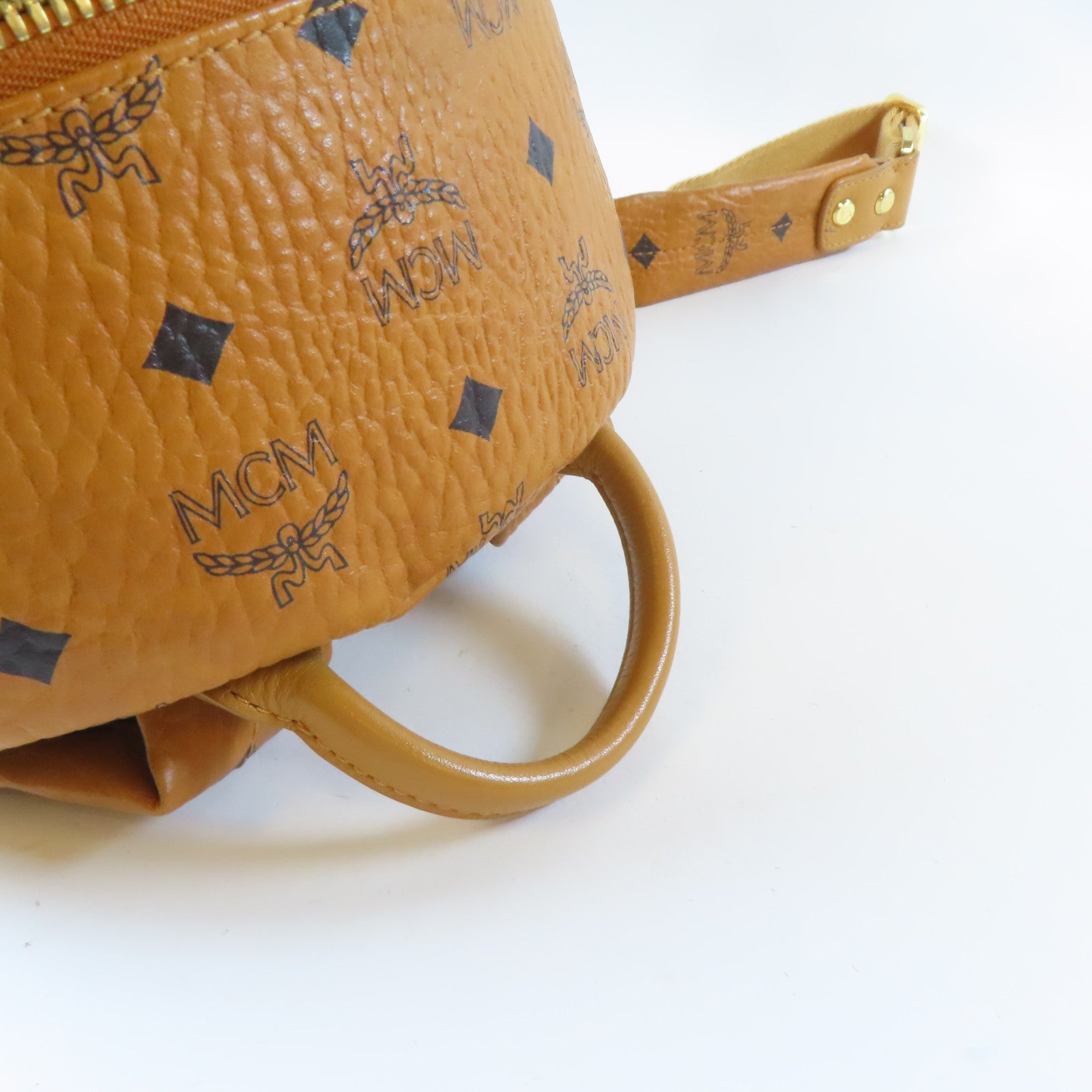 MCM 牛皮皮革Backpack金扣背包啡色