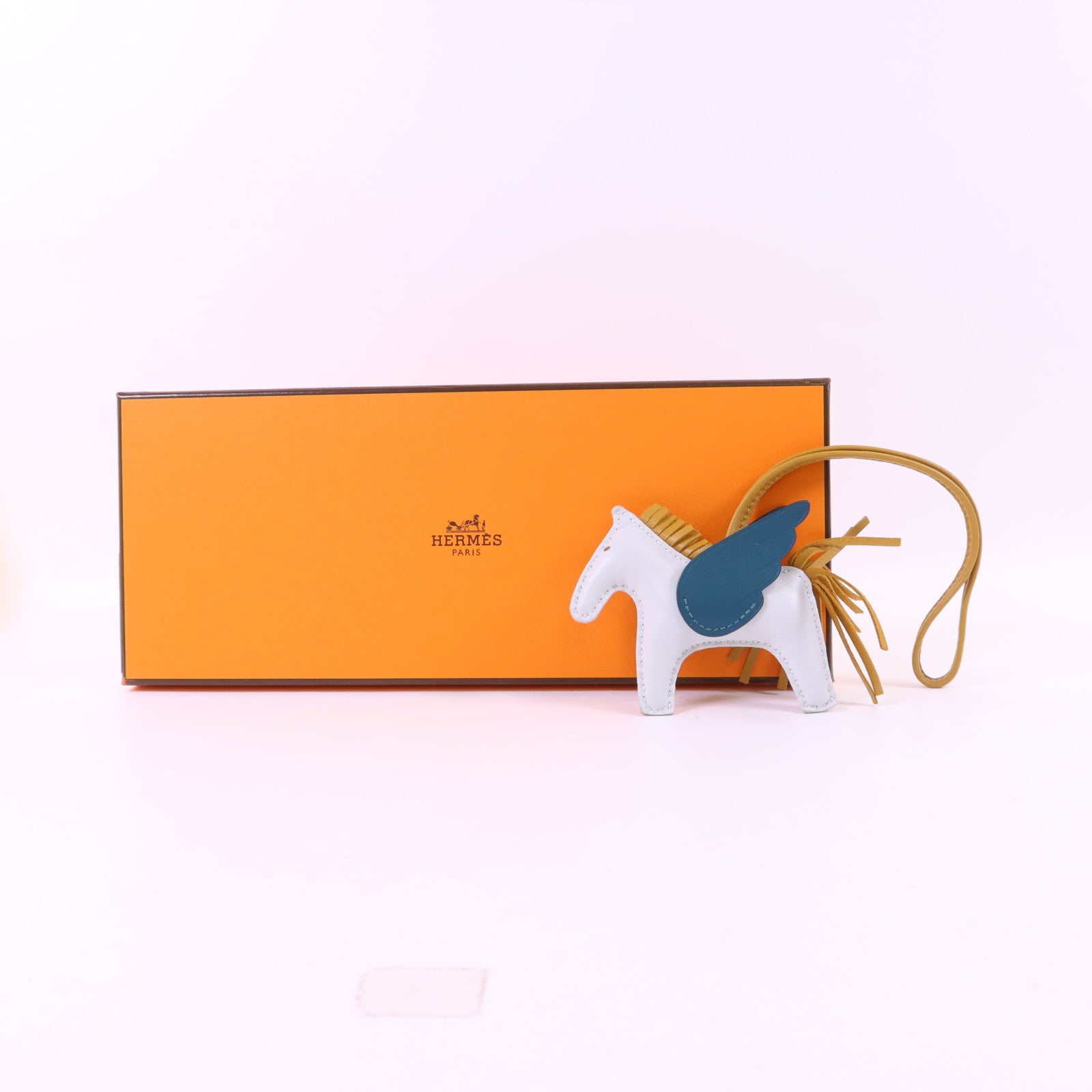 HERMES Milo/Swift皮革Rodeo Pegase PM掛飾Brume/Sesame/Vert Bosphore