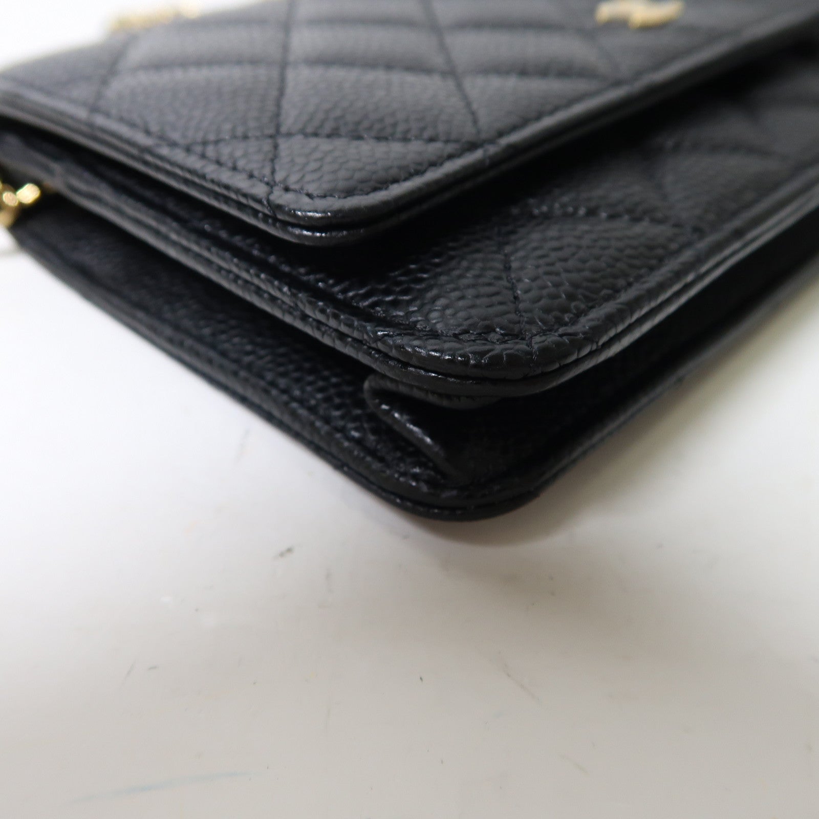 CHANEL 菱格Caviar皮革Wallet On Chain金扣鏈帶肩背袋黑色