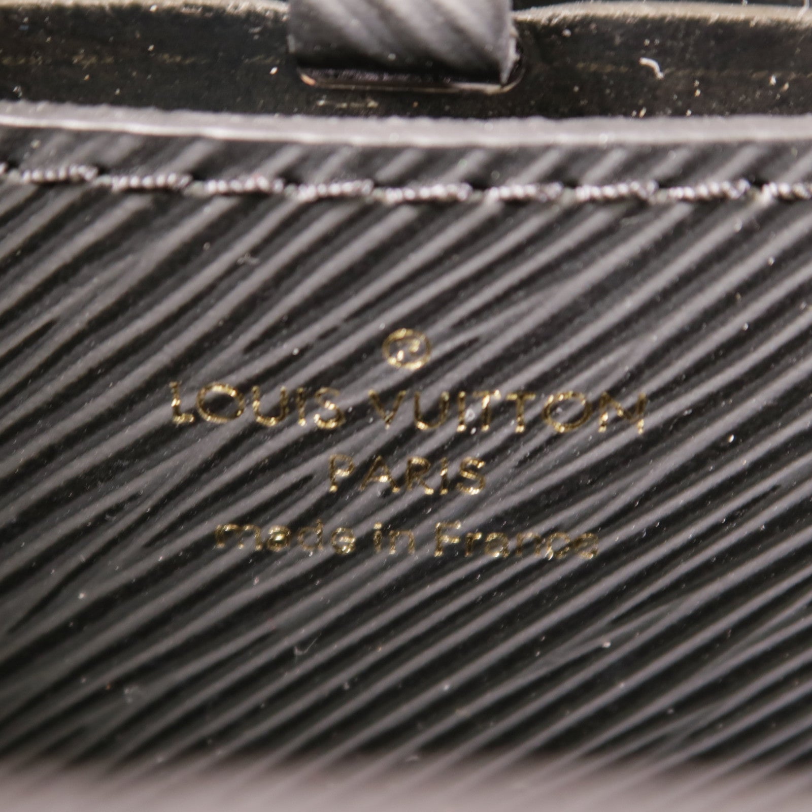 LOUIS VUITTON Epi Mechanical Flowers Twist金扣肩背袋