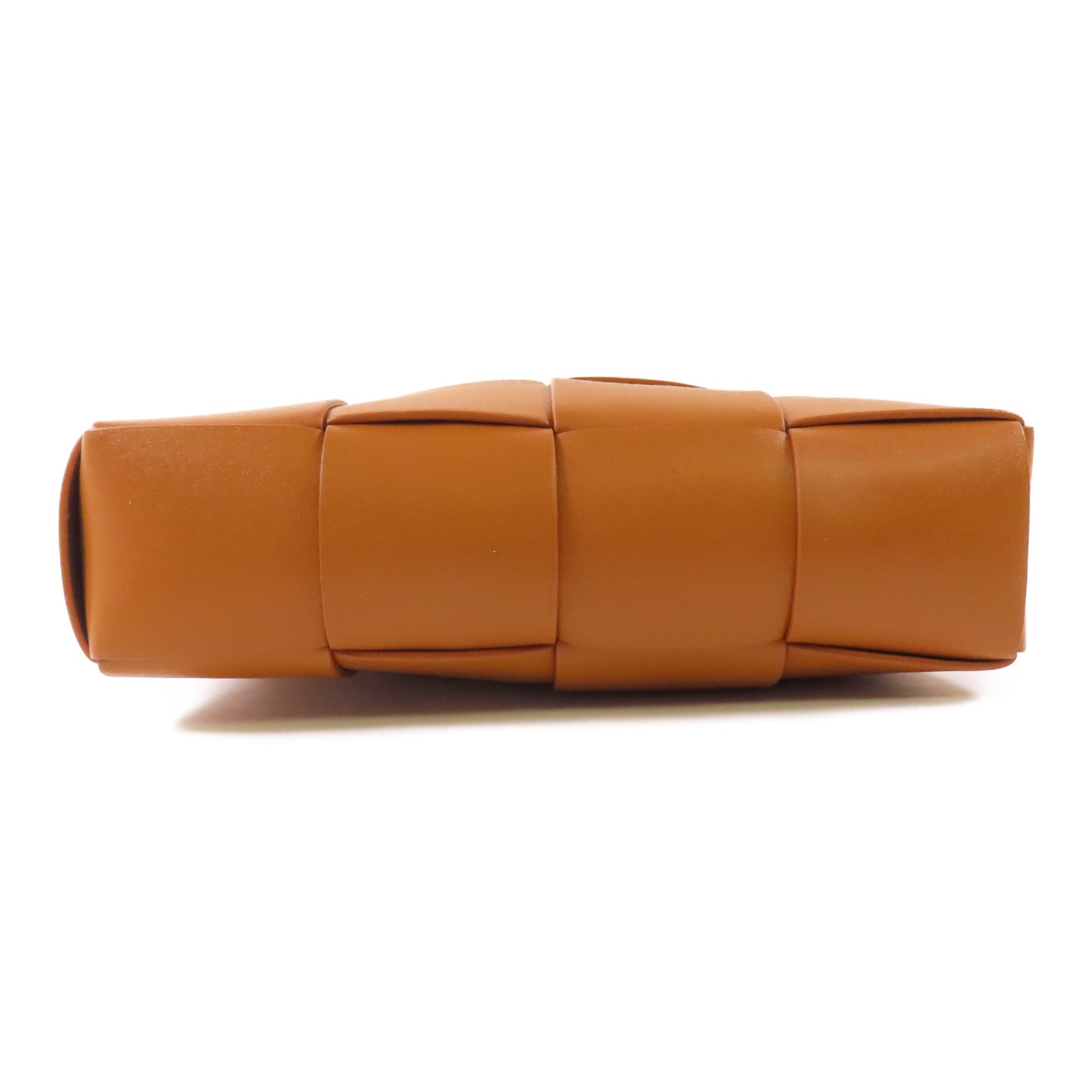 BOTTEGA VENETA 羊皮皮革Cassette銀扣肩背袋