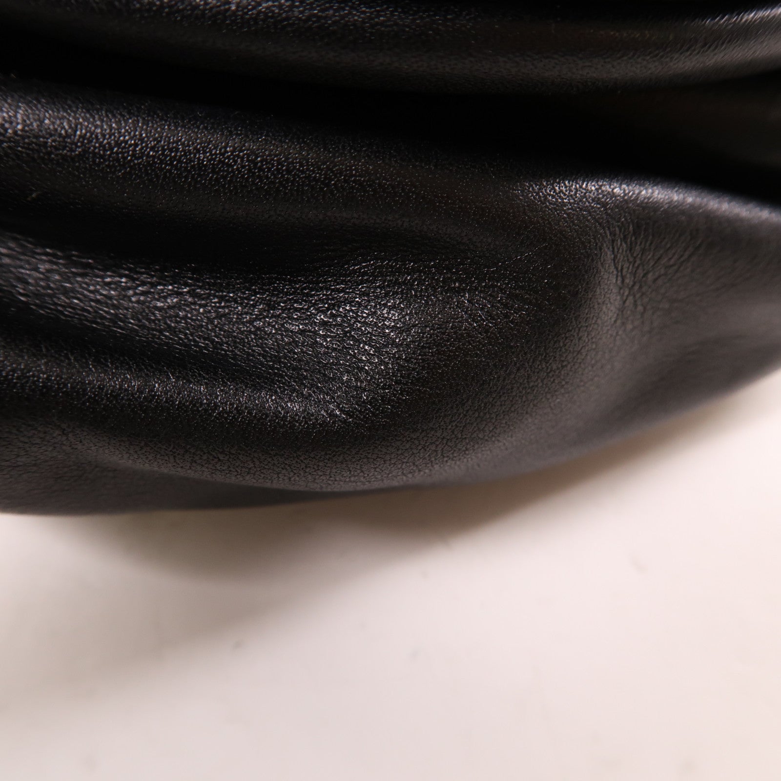 BOTTEGA VENETA 羊皮皮革Belt Bag金扣腰包黑色