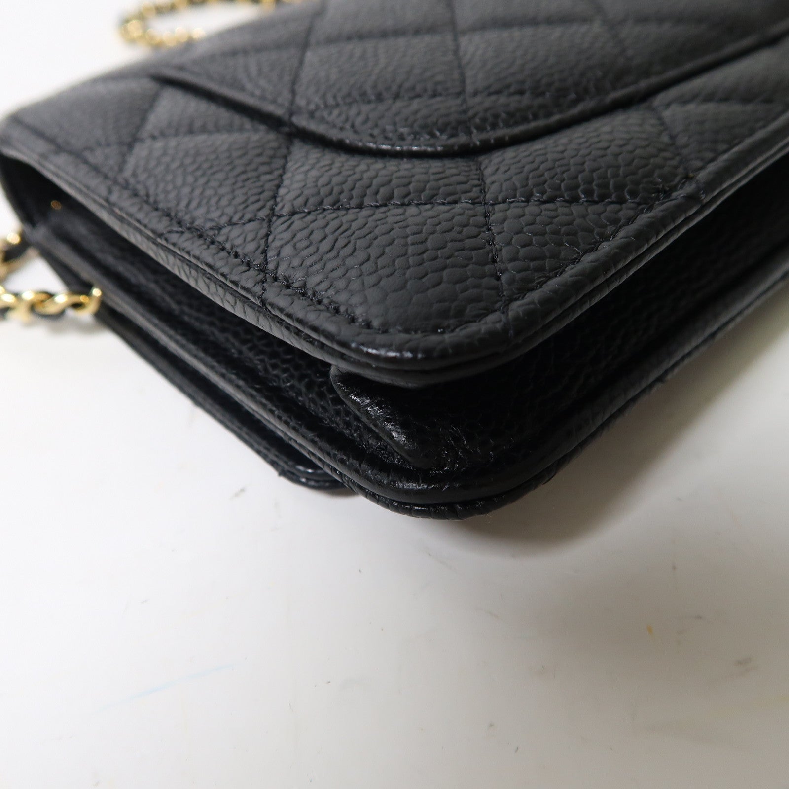 CHANEL 菱格Caviar皮革Wallet On Chain金扣鏈帶肩背袋黑色