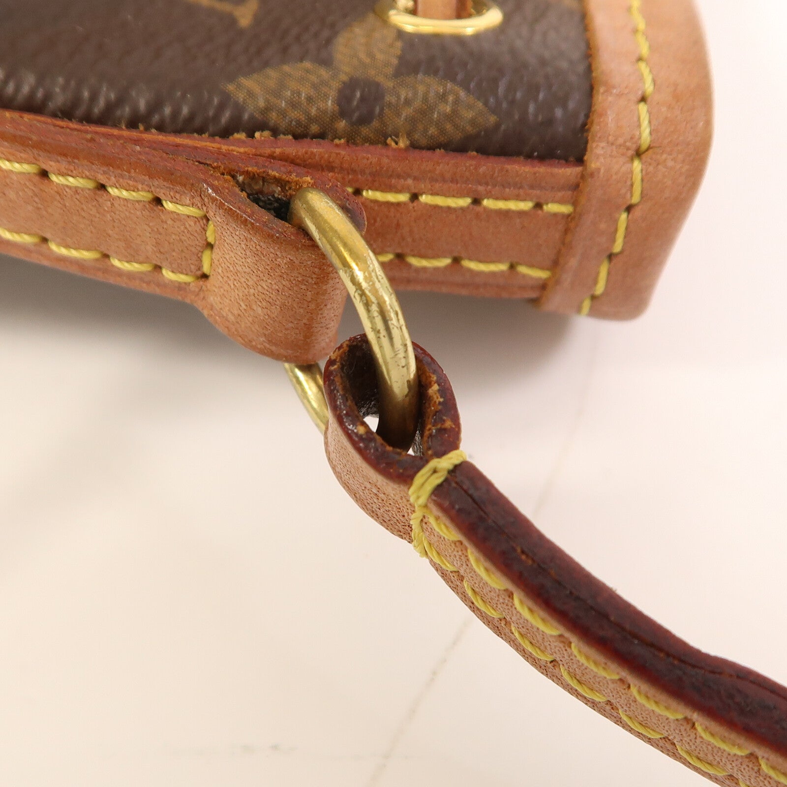 LOUIS VUITTON Monogram Nano Noe金扣肩背袋