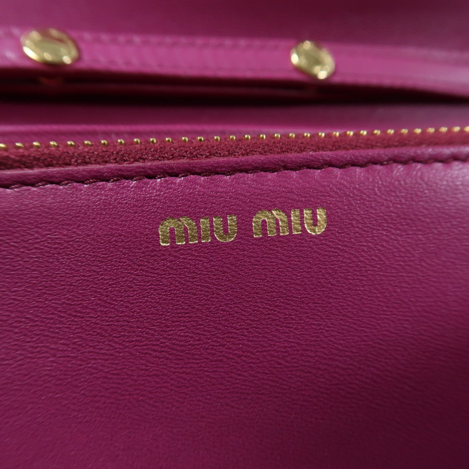 Miu Miu 羊皮皮革Shoulder Bag金扣肩背袋紅色
