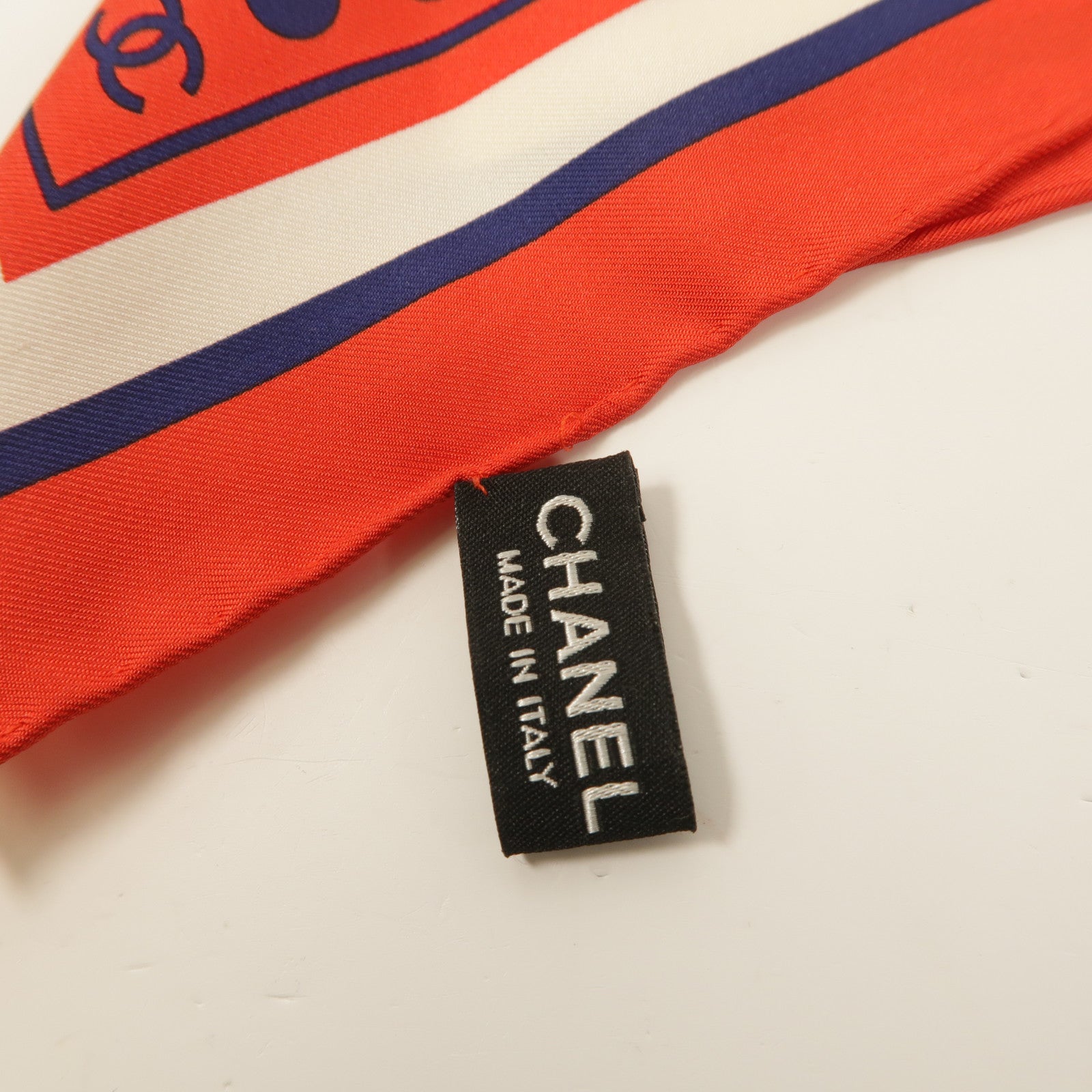CHANEL CC Scarf Red Navy