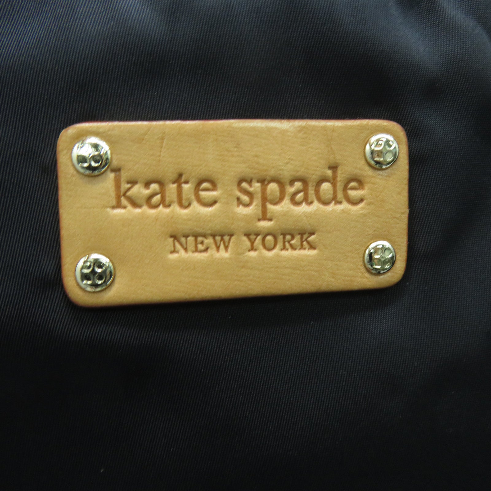Kate Spade 【清倉大減價】尼龍/皮革Shoulder Bag金扣肩背袋黑色