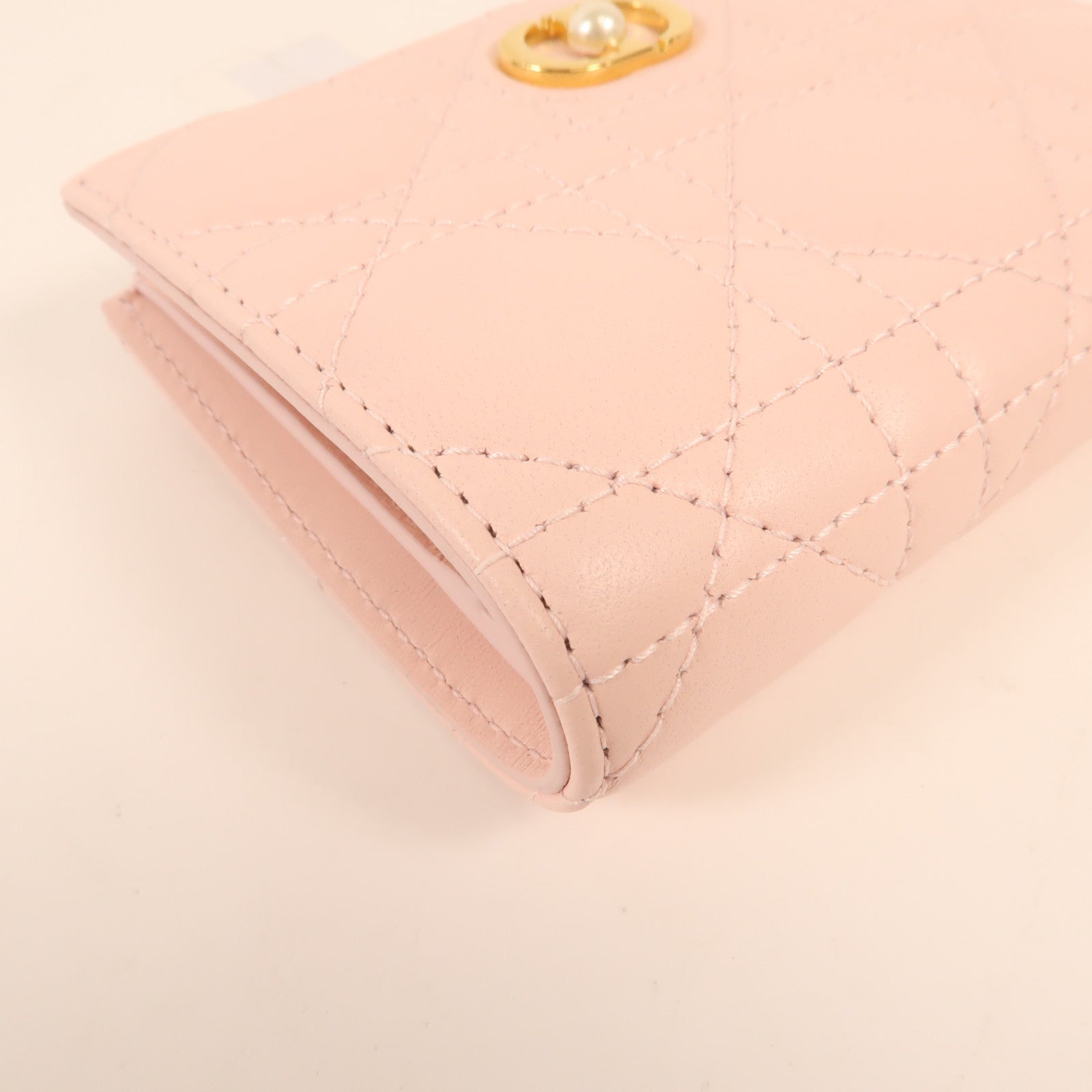 Dior 羊皮皮革Jolie Dahlia金扣錢包