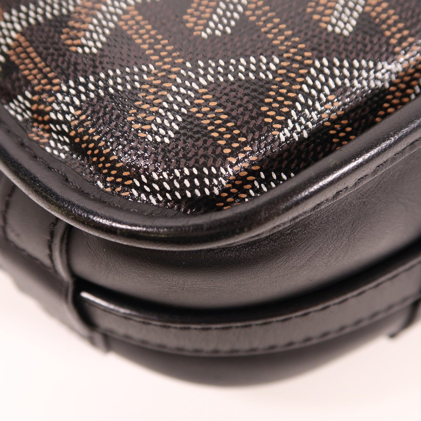 GOYARD 【激減優惠】塗層帆布1990-2000 Belvedere銀扣肩背袋黑色