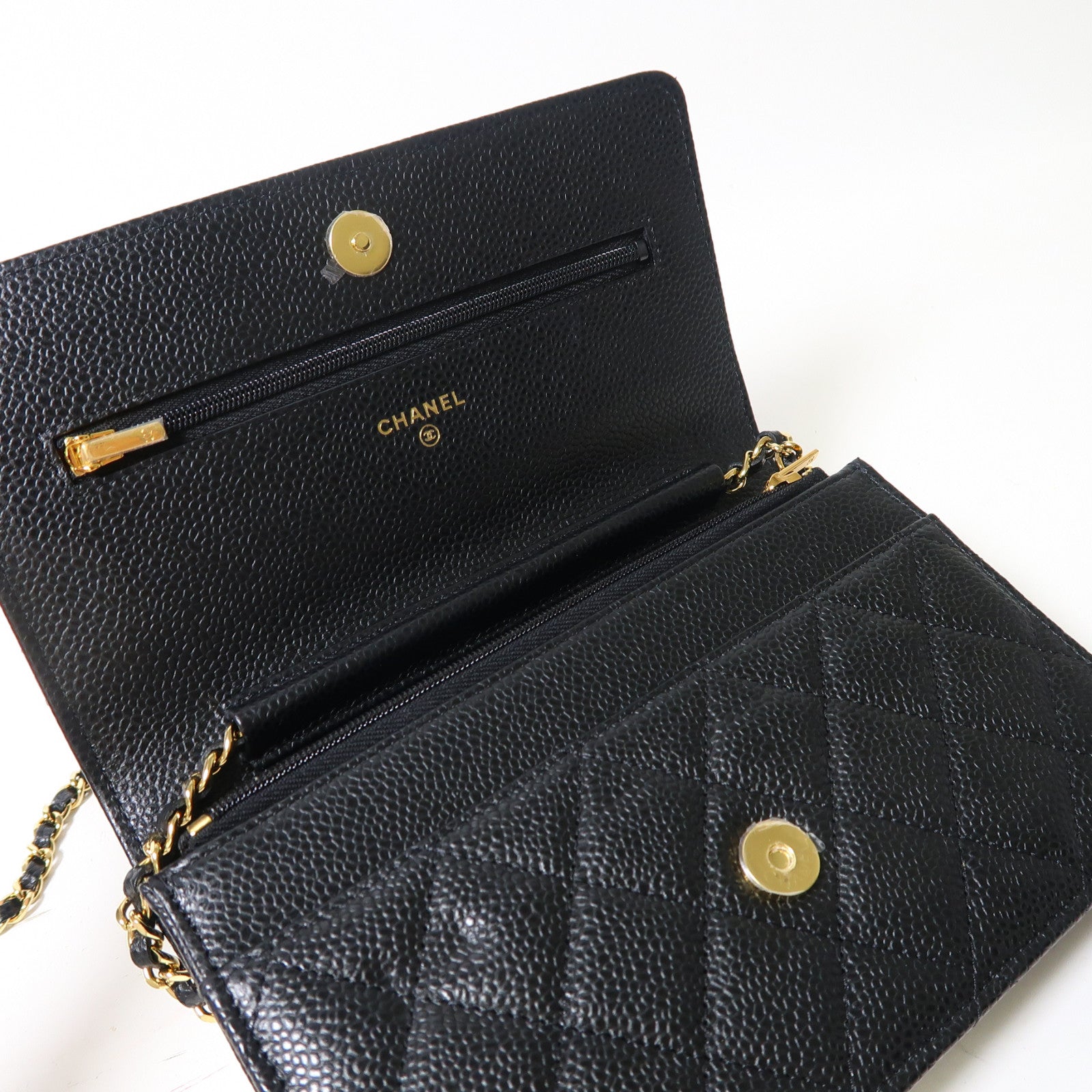 CHANEL 菱格Caviar皮革Wallet On Chain金扣鏈帶肩背袋黑色