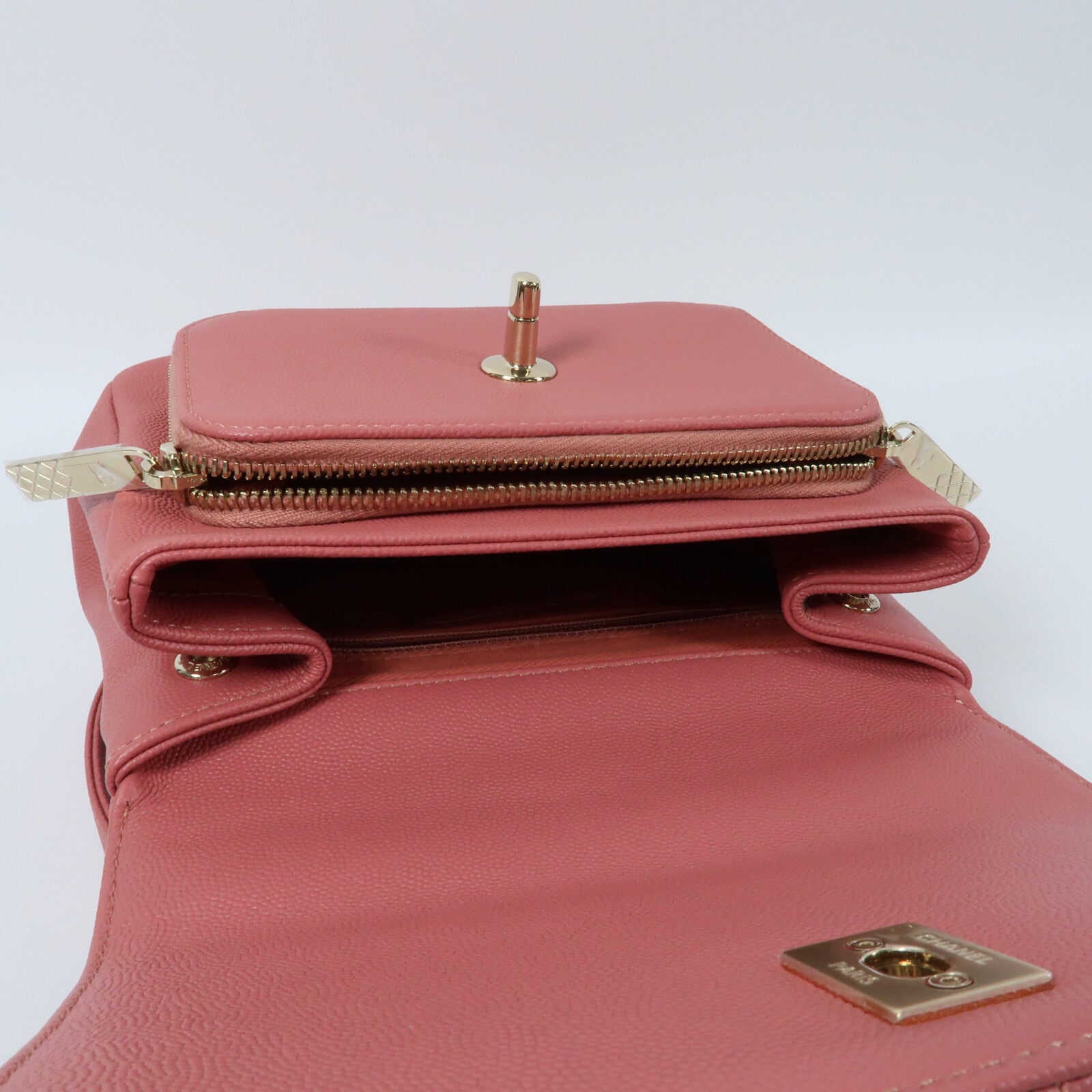 CHANEL 牛皮皮革Affinity Business Bag金扣鏈帶手挽肩背兩用袋