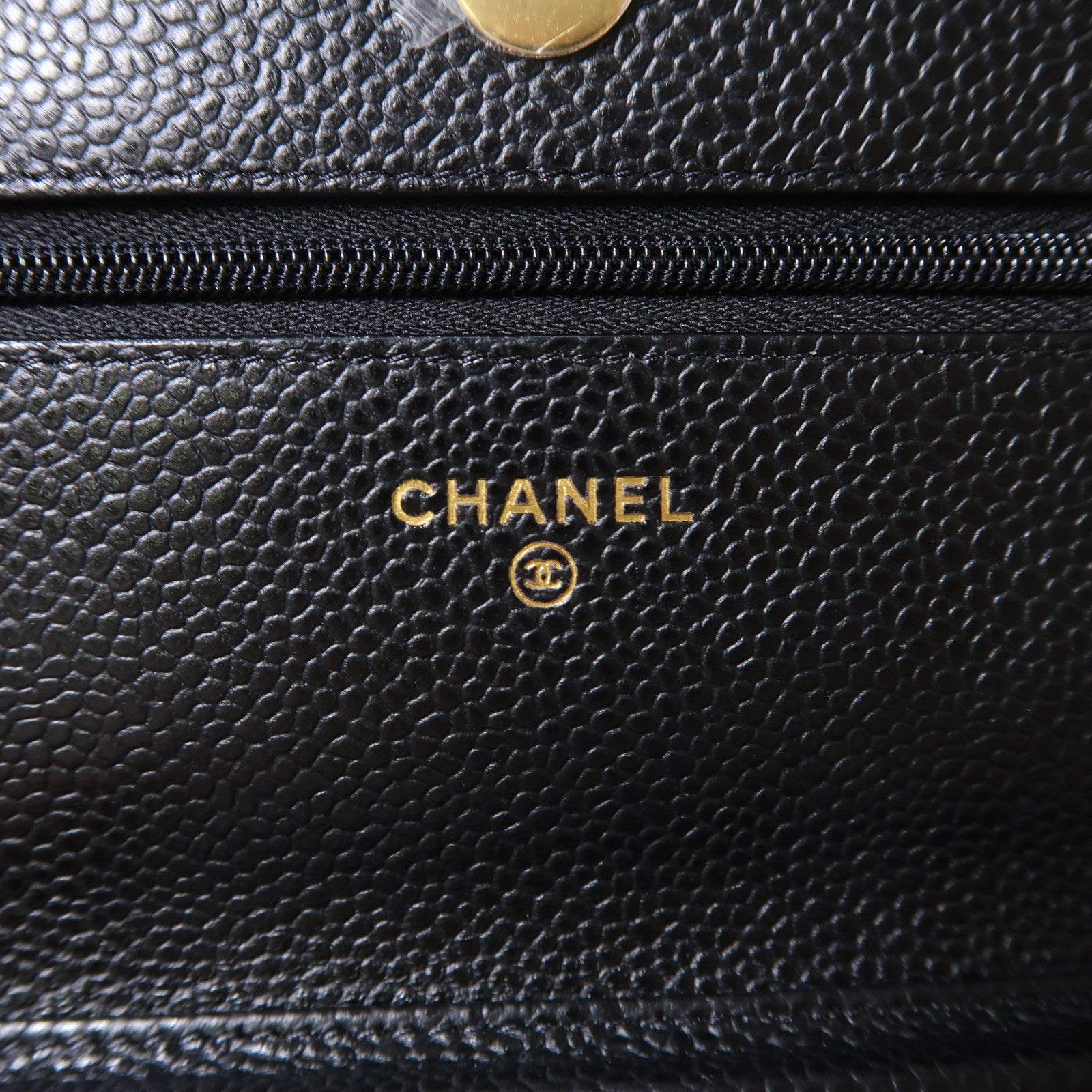 CHANEL 菱格Caviar皮革Wallet On Chain金扣鏈帶肩背袋黑色