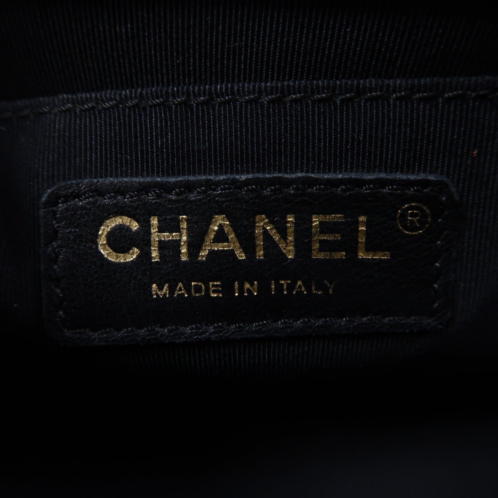 CHANEL 菱格羊皮皮革Boy 20金扣肩背袋黑色
