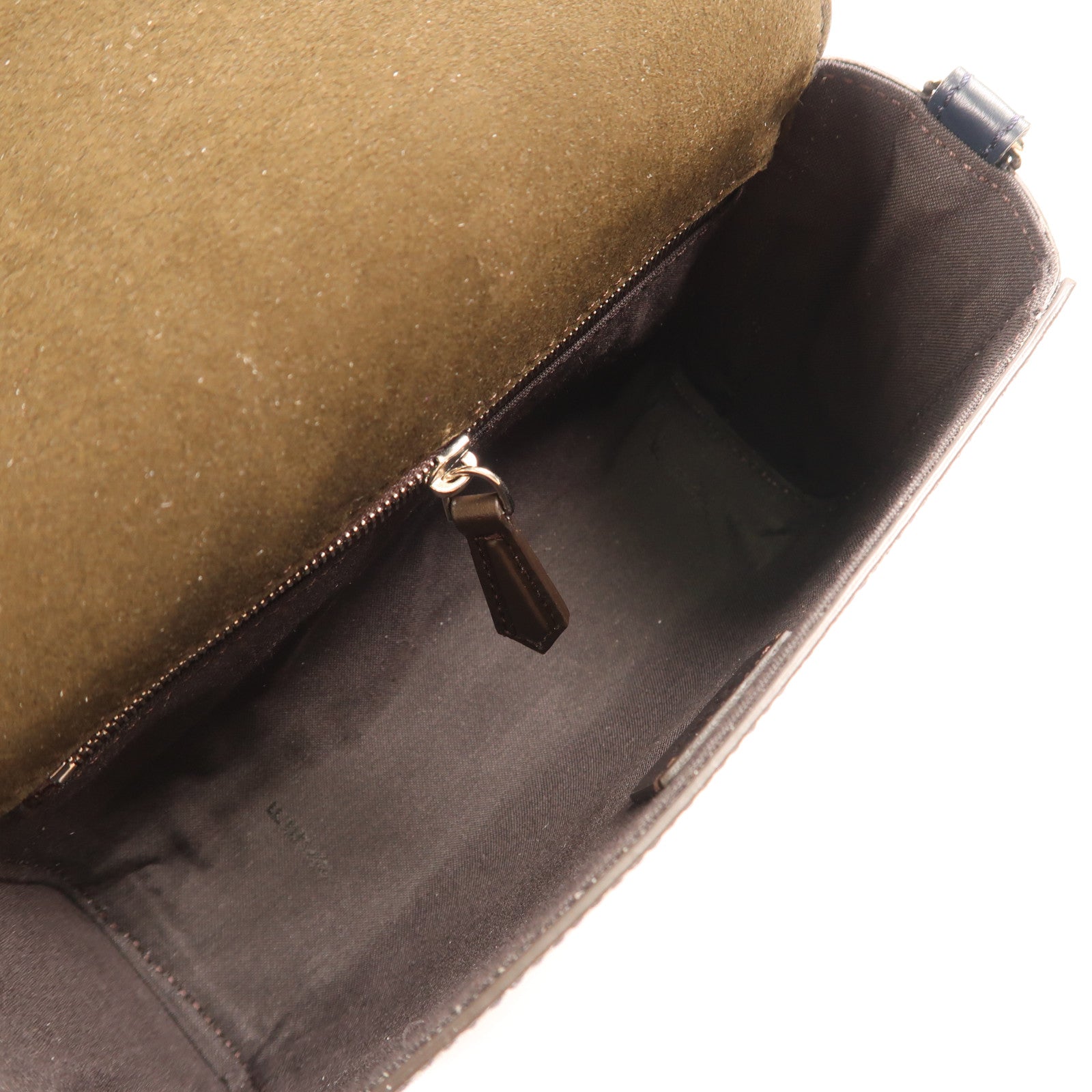 FENDI 皮革Shoulder Bag銀扣肩背袋