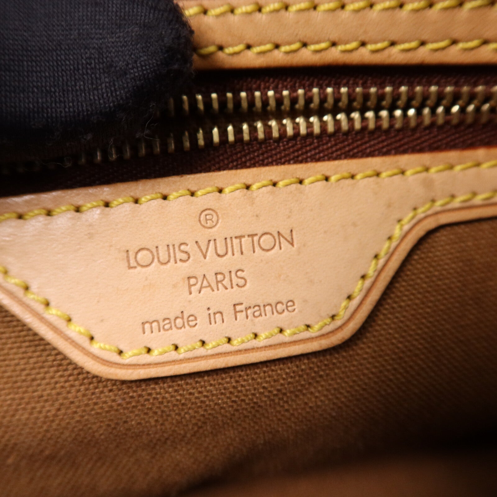 LOUIS VUITTON Monogram Trotteur金扣肩背袋
