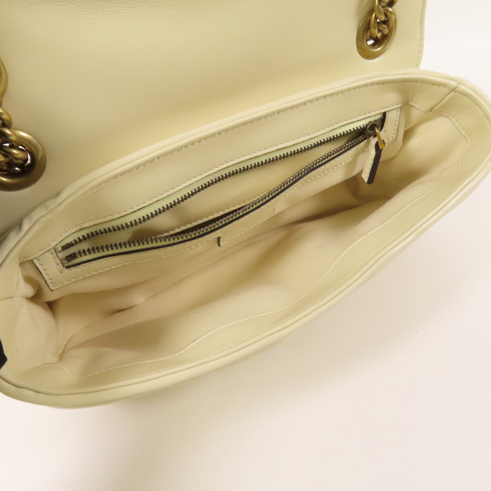 GUCCI 羊皮皮革GG Marmont金扣肩背袋