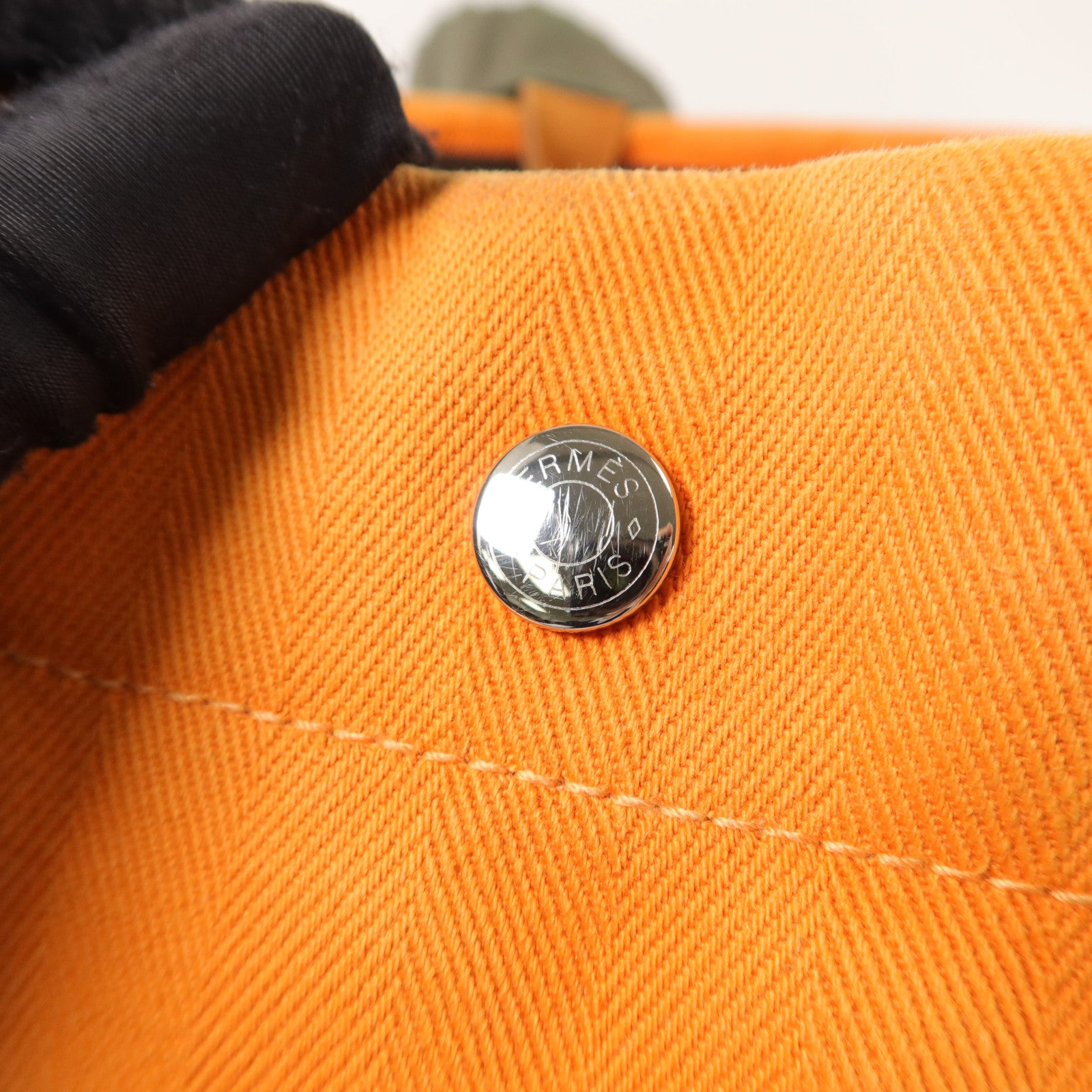 HERMES Toile Sac De Pansage Grooming Bucket Bag肩背袋Orange