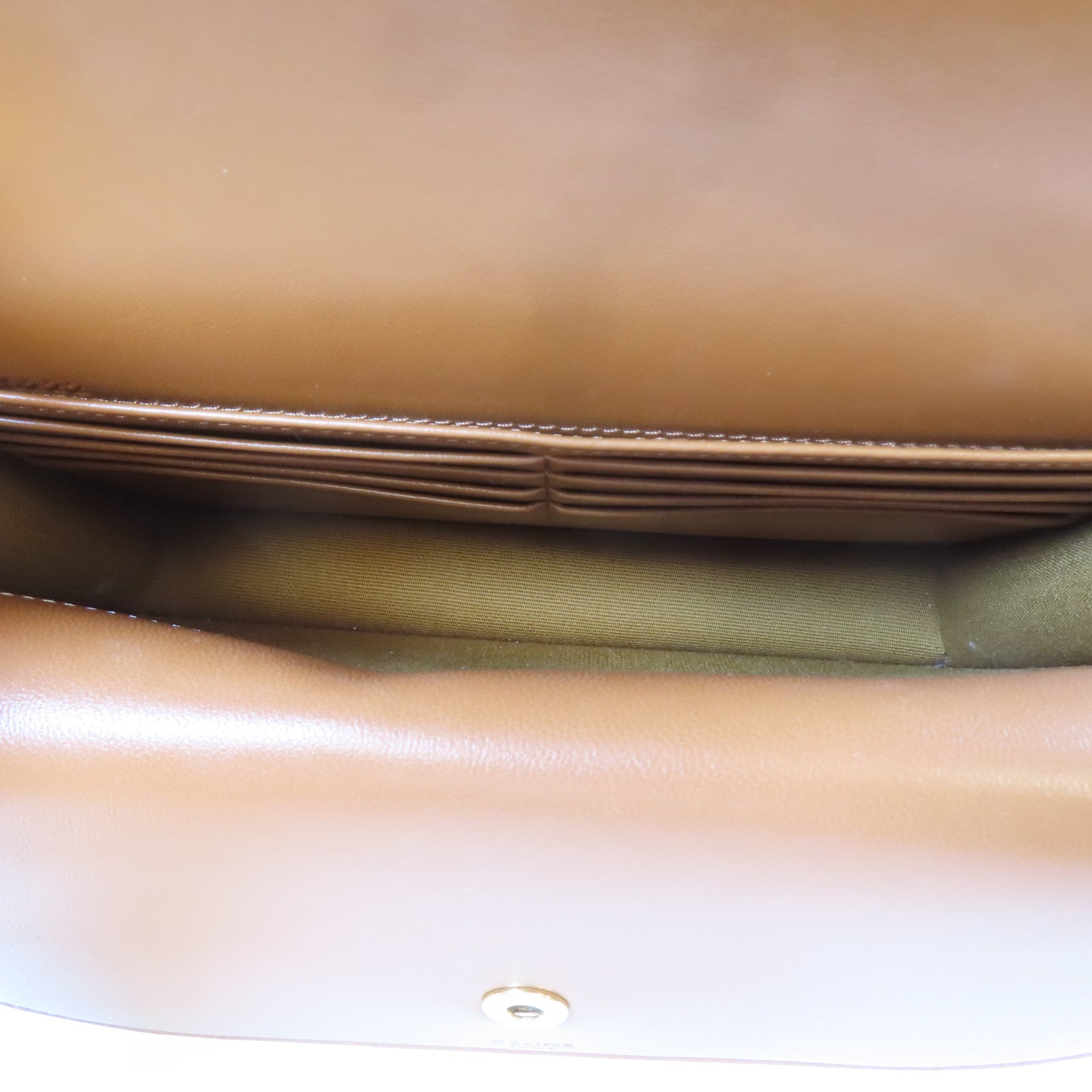 CELINE 塗層帆布Wallet On Strap金扣肩背袋啡色