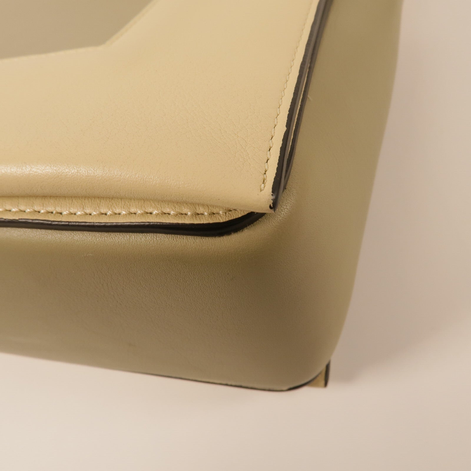 CELINE 牛皮皮革Frame肩背袋