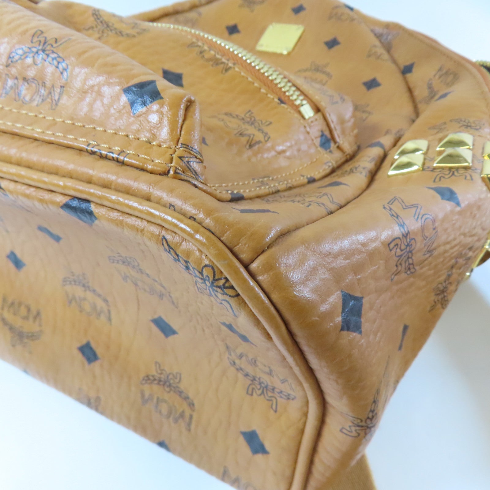 MCM 牛皮皮革Backpack金扣背包啡色